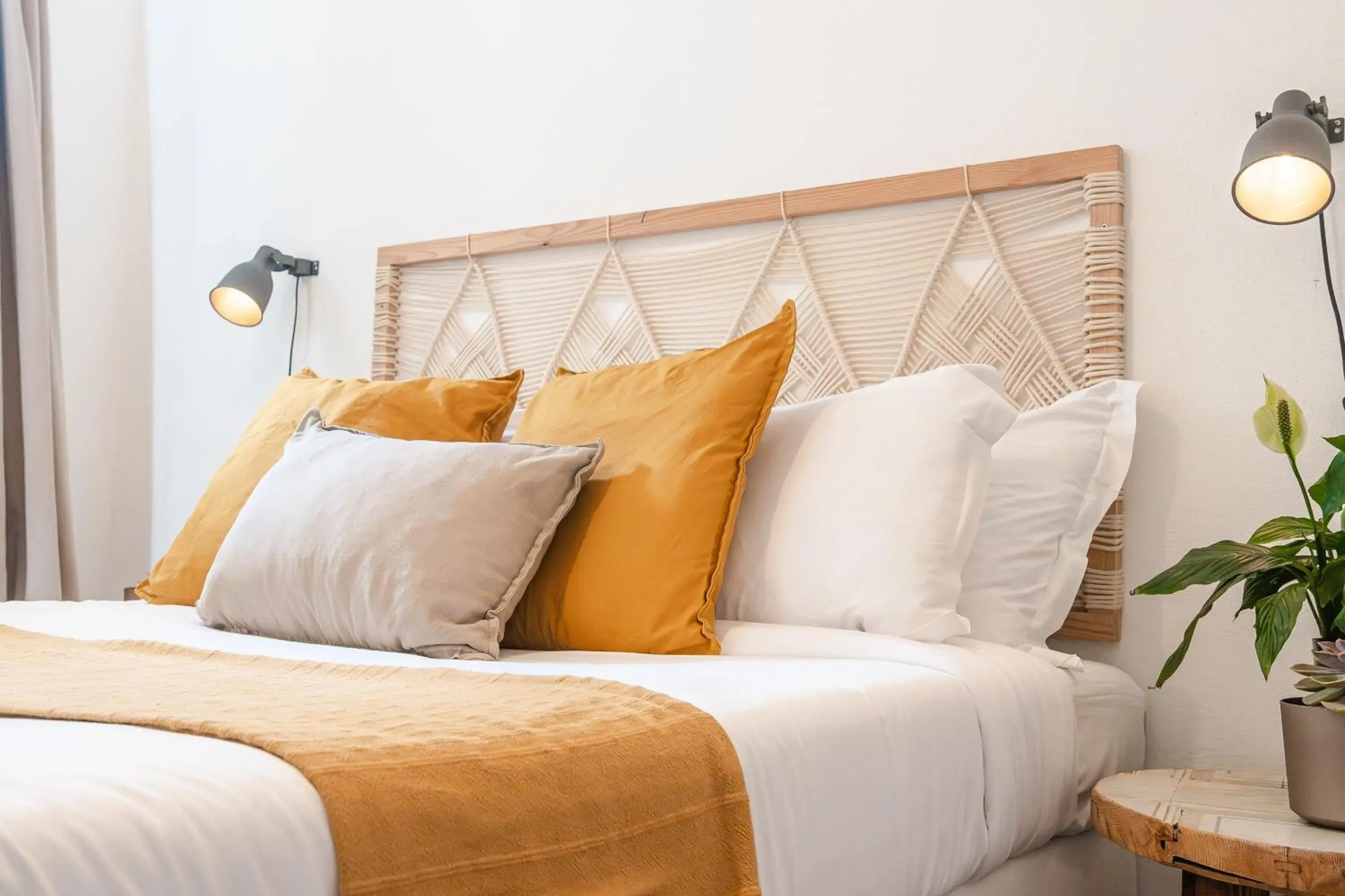 Double Room with Shared Bathroom in Selina Ericeira by IKIGAI Global Hospitality Double Room with Shared Bathroom in Selina Ericeira by IKIGAI Global Hospitality