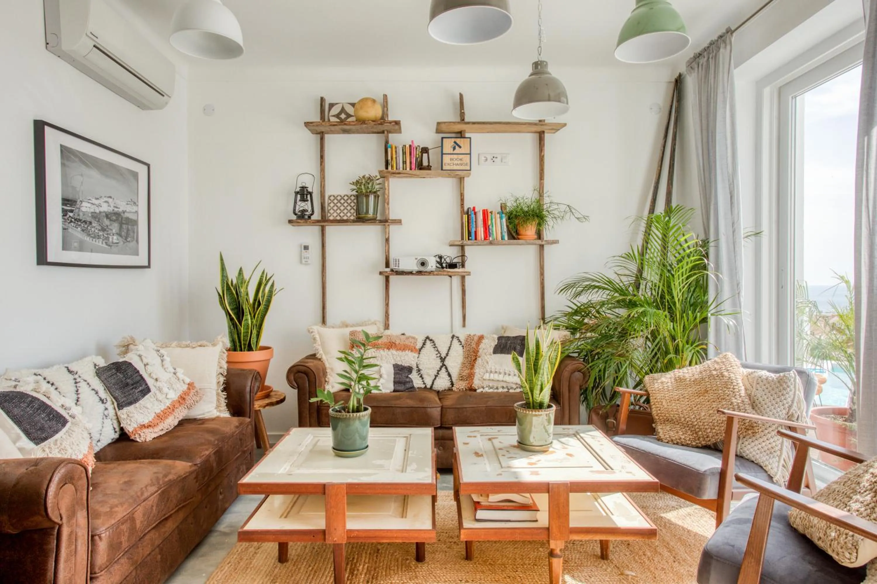 Living room in Selina Ericeira by IKIGAI Global Hospitality