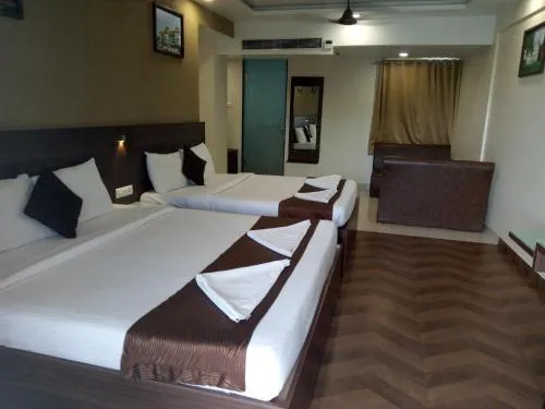 HOTEL SHRINGAR PALACE