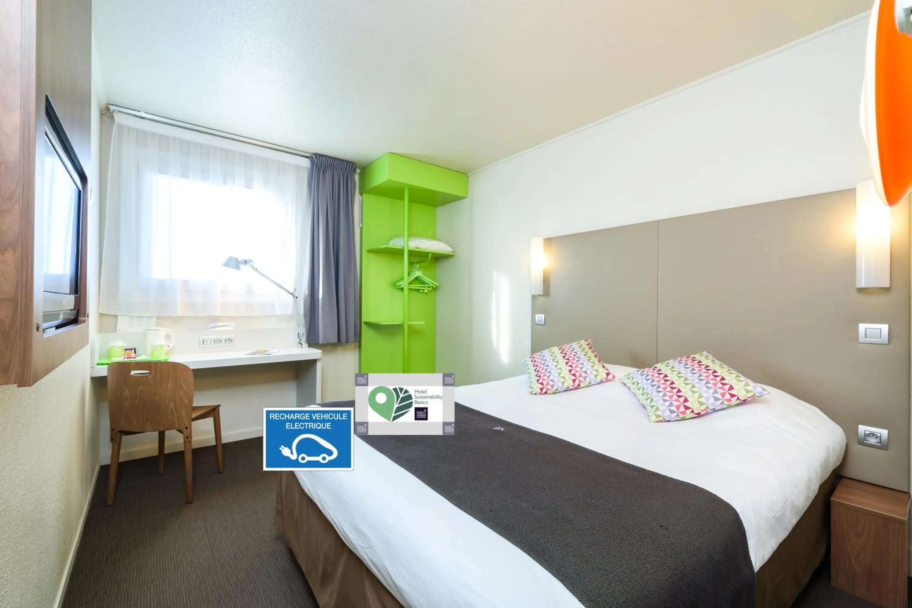 Bed in Campanile Toulouse Purpan