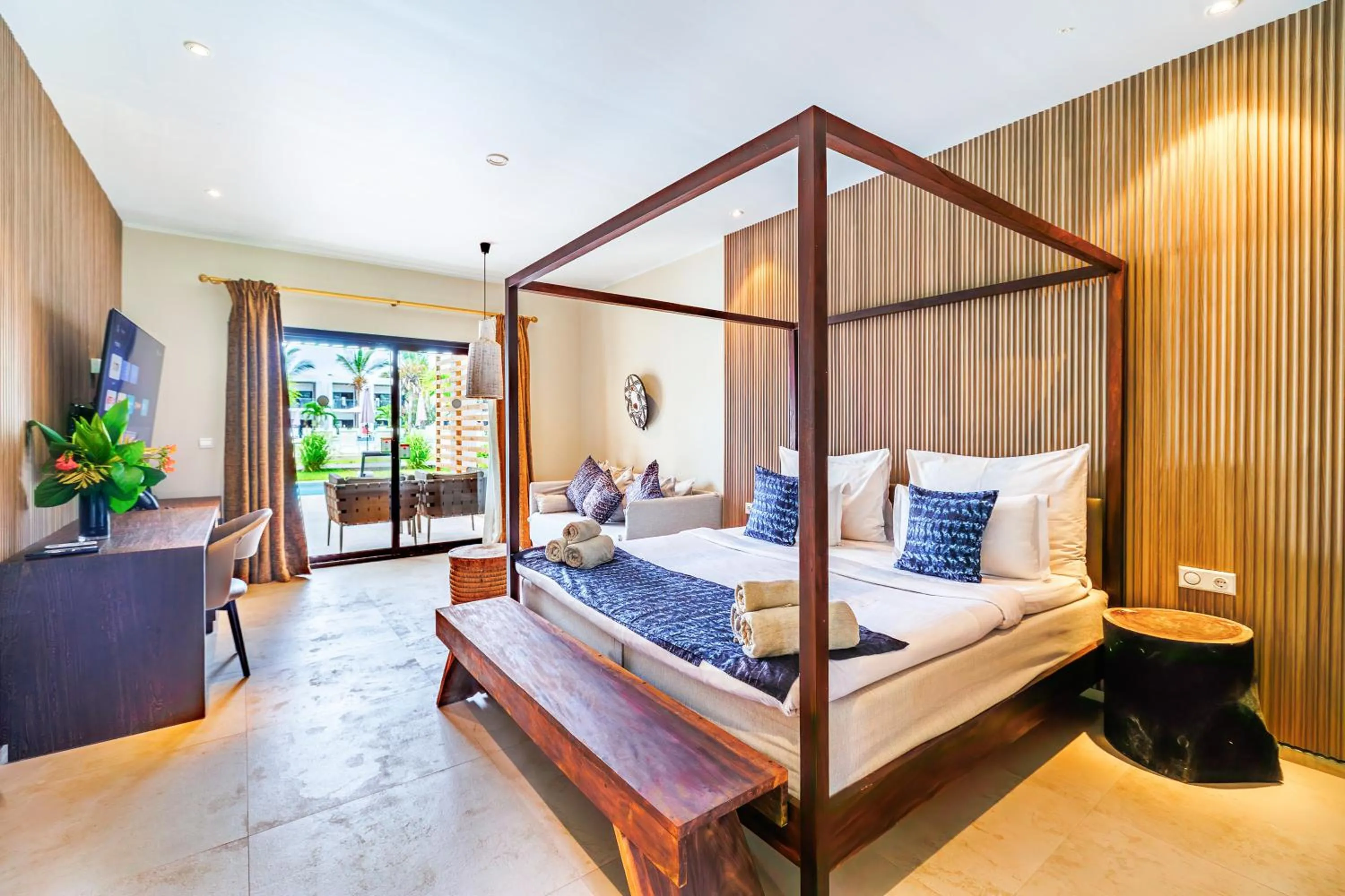 TV and multimedia, Bed in TUI BLUE Tamala