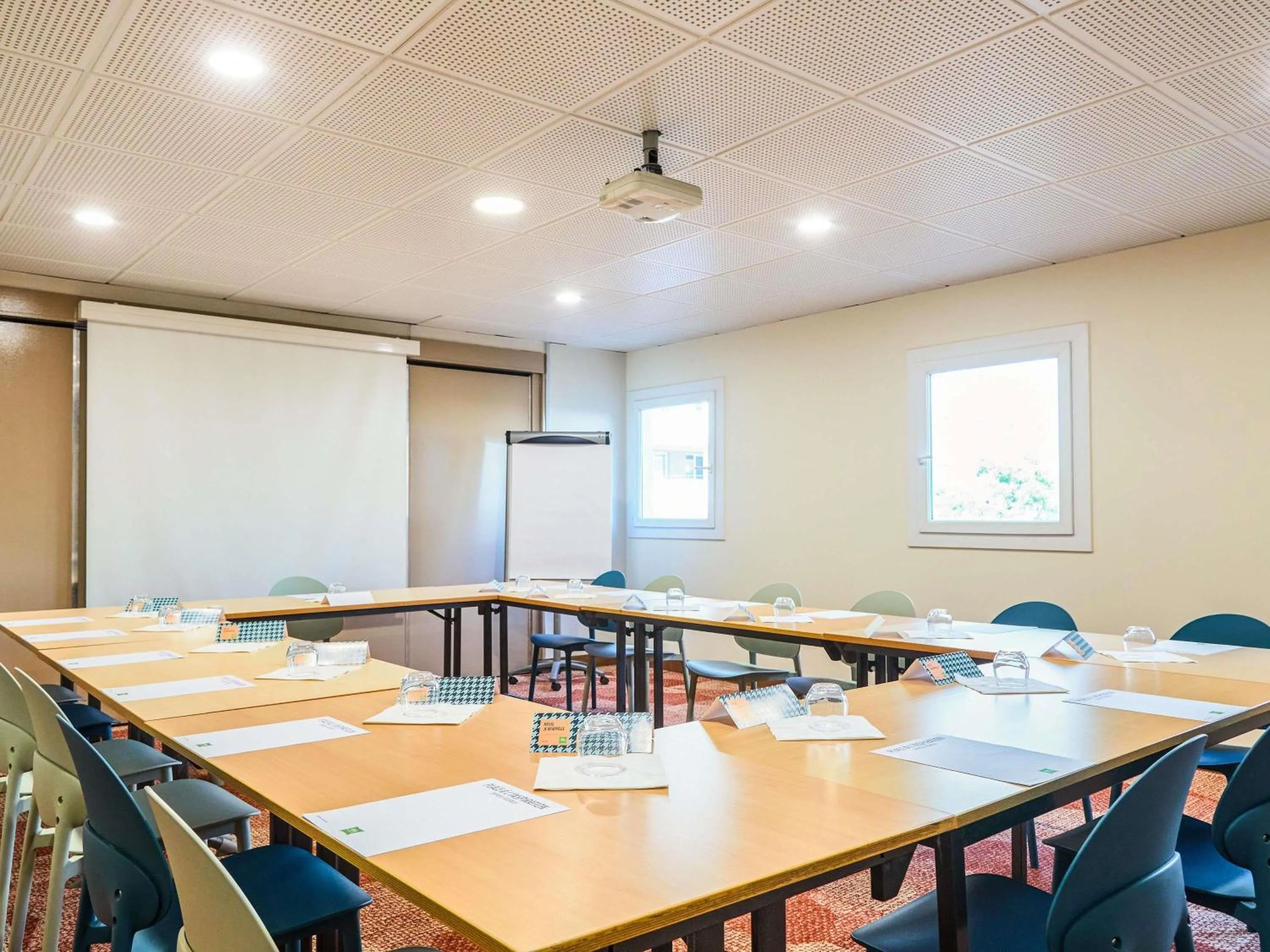 Meeting/conference room in ibis Styles Marseille Palais des Congrès Vélodrome