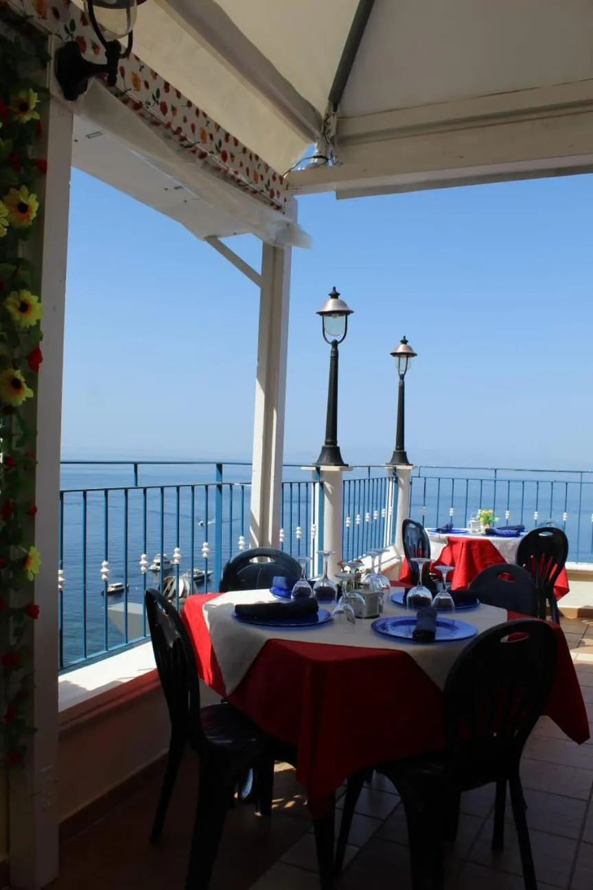 seaside room