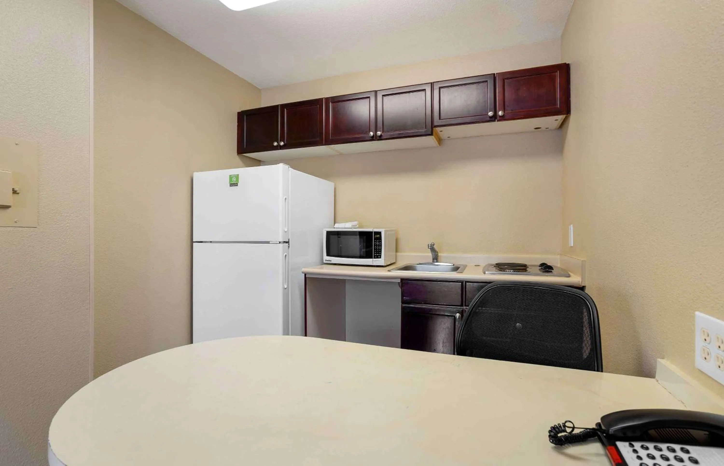 Bedroom in Extended Stay America Suites - Phoenix - Chandler - E Chandler Blvd