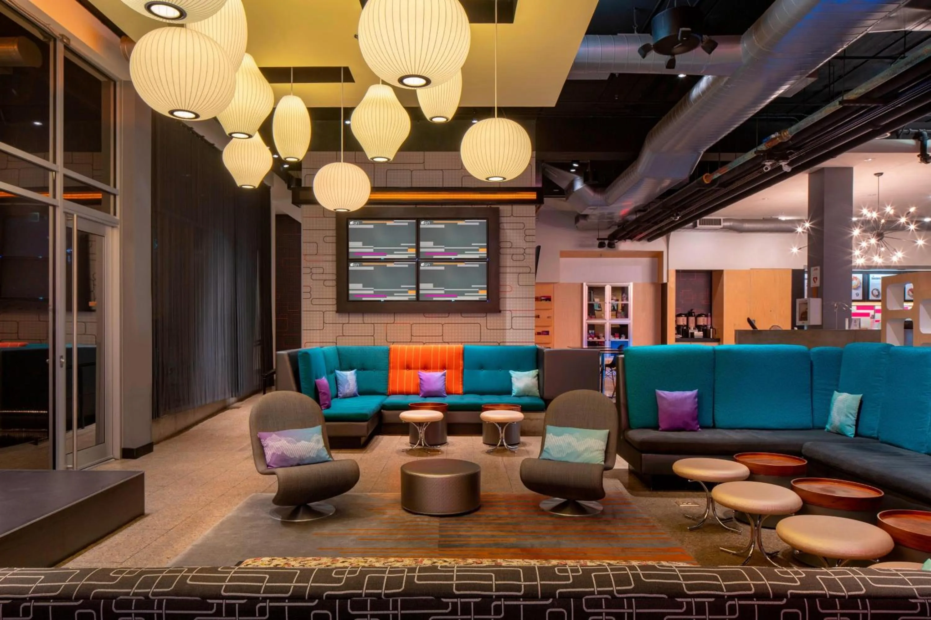 Lounge or bar in Aloft Hotel Rogers Bentonville