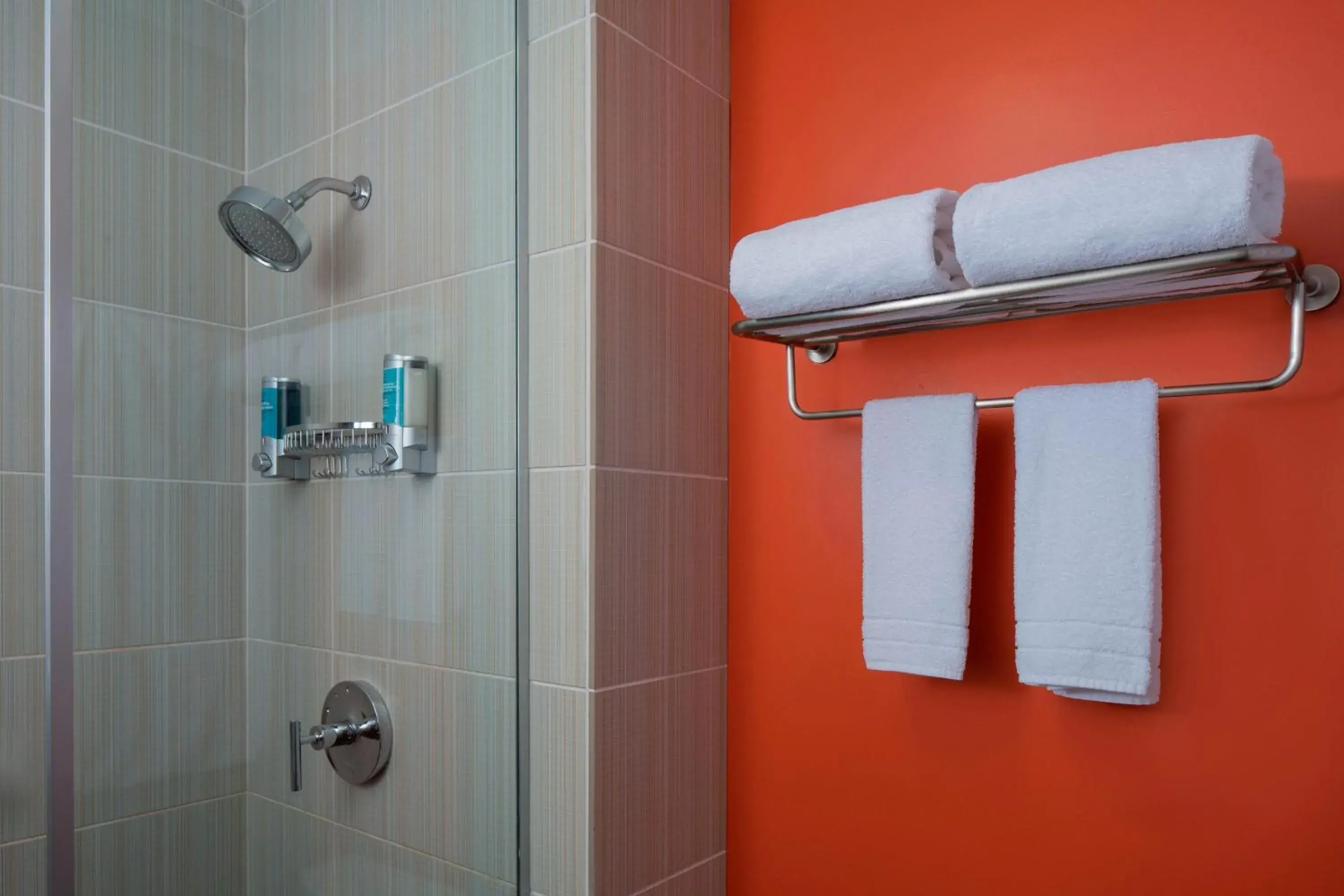 Guest Room, 1 King in Aloft Hotel Rogers Bentonville Guest Room, 1 King in Aloft Hotel Rogers Bentonville