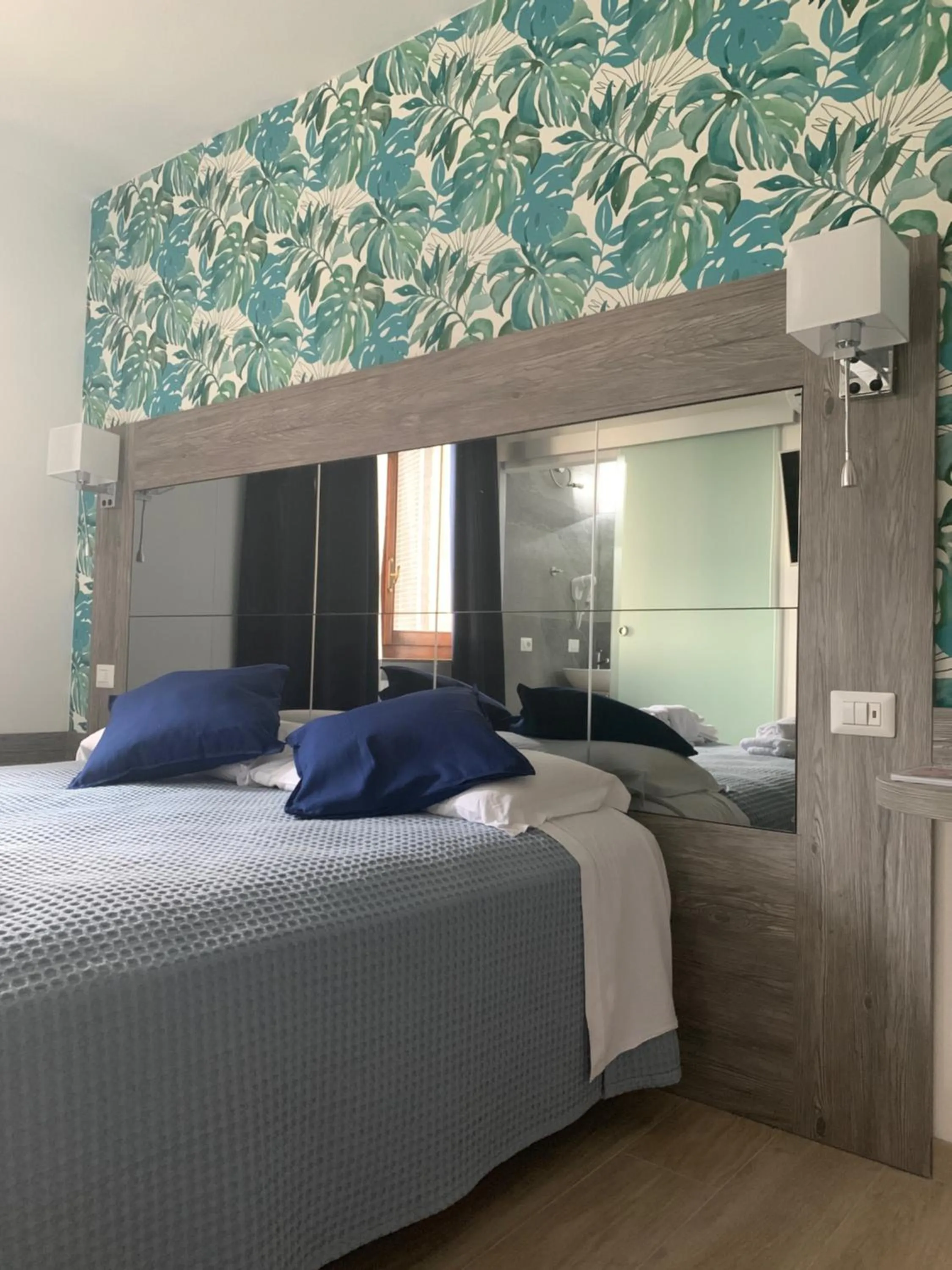 Photo of the whole room, Bed in Villa Cuore