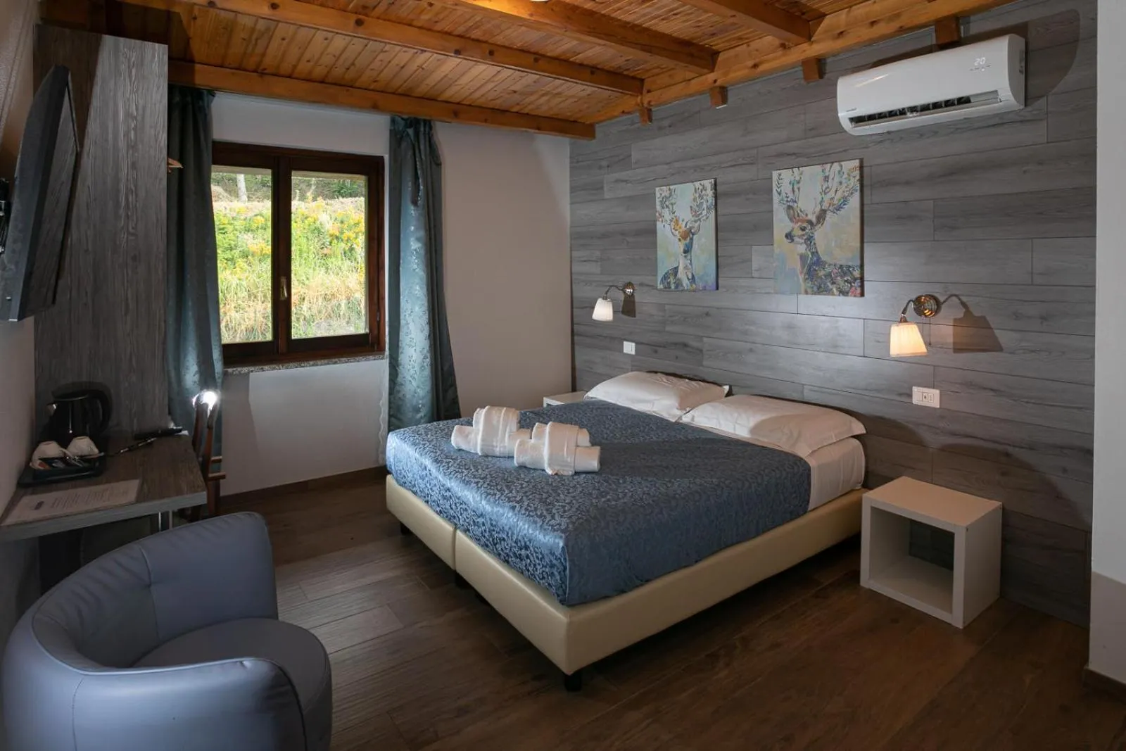 Bed in Villa Cuore