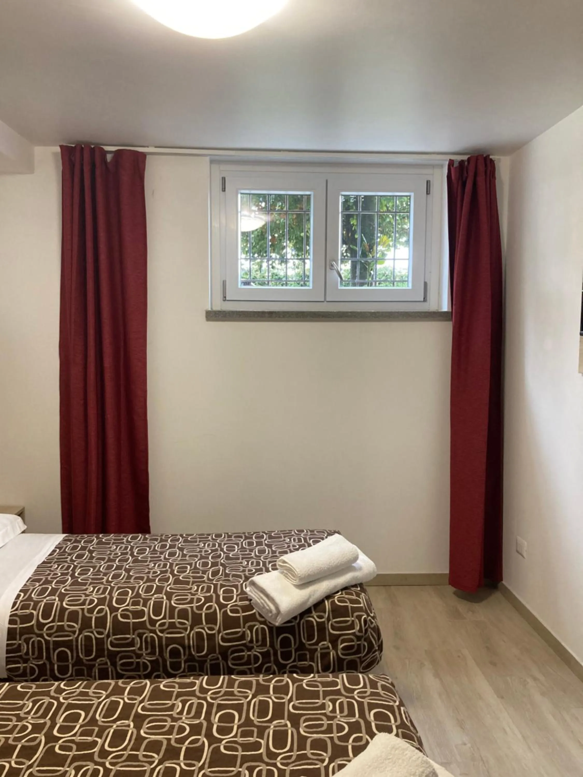 View (from property/room), Bed in Villa Cuore