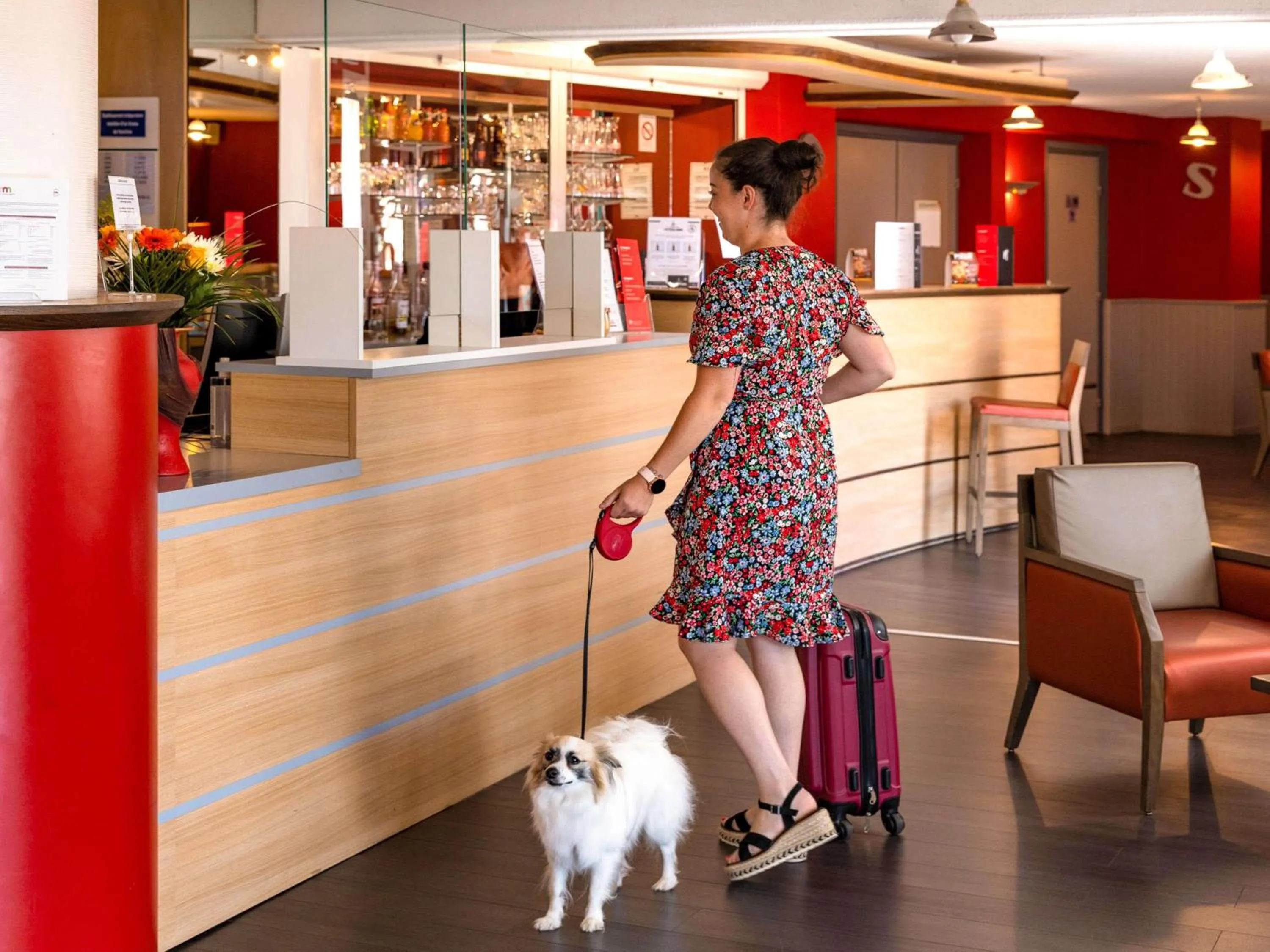 Property building in Hotel ibis Autun