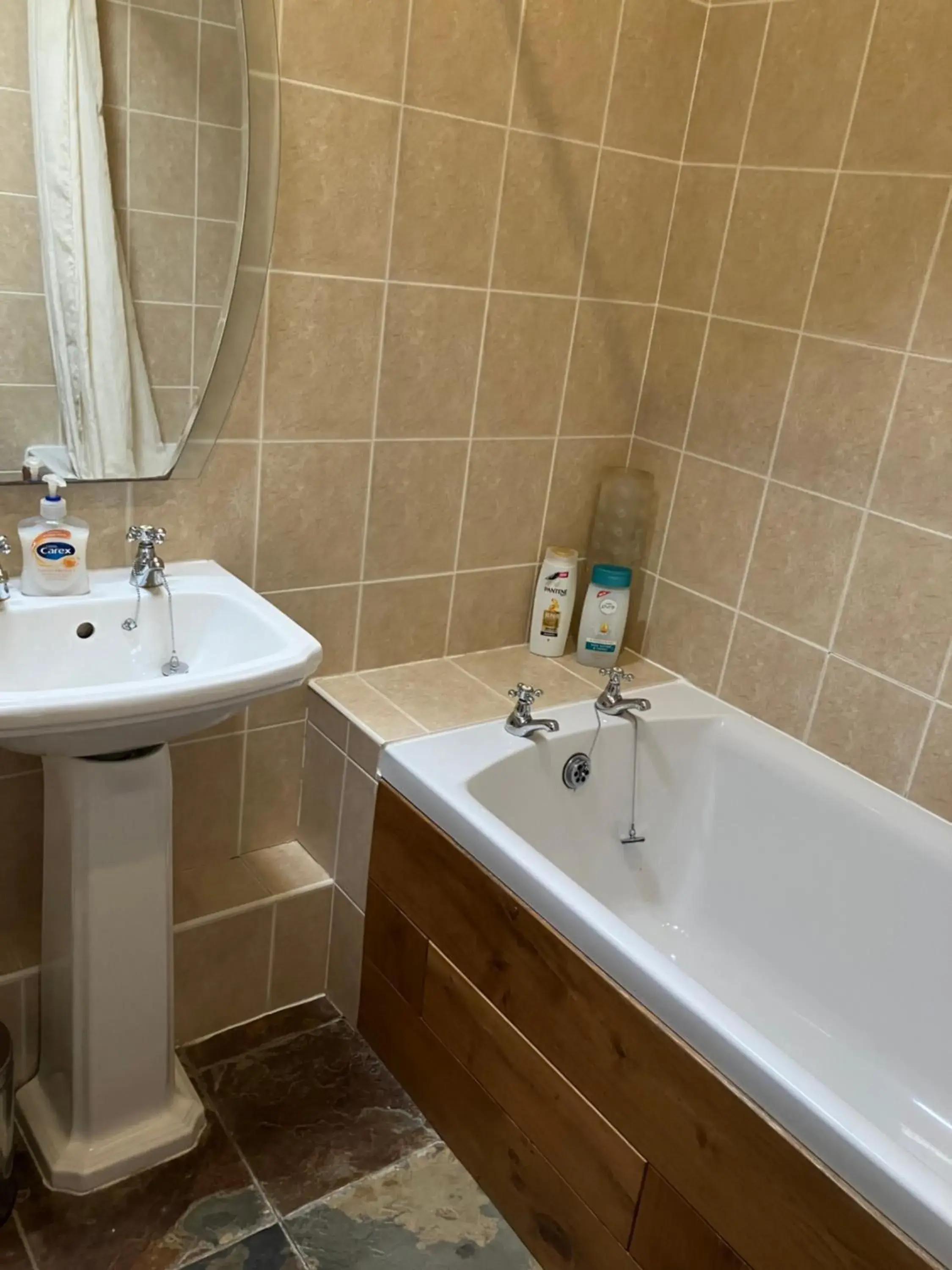 Deluxe Double Room - single occupancy in Vale Farm Deluxe Double Room - single occupancy in Vale Farm