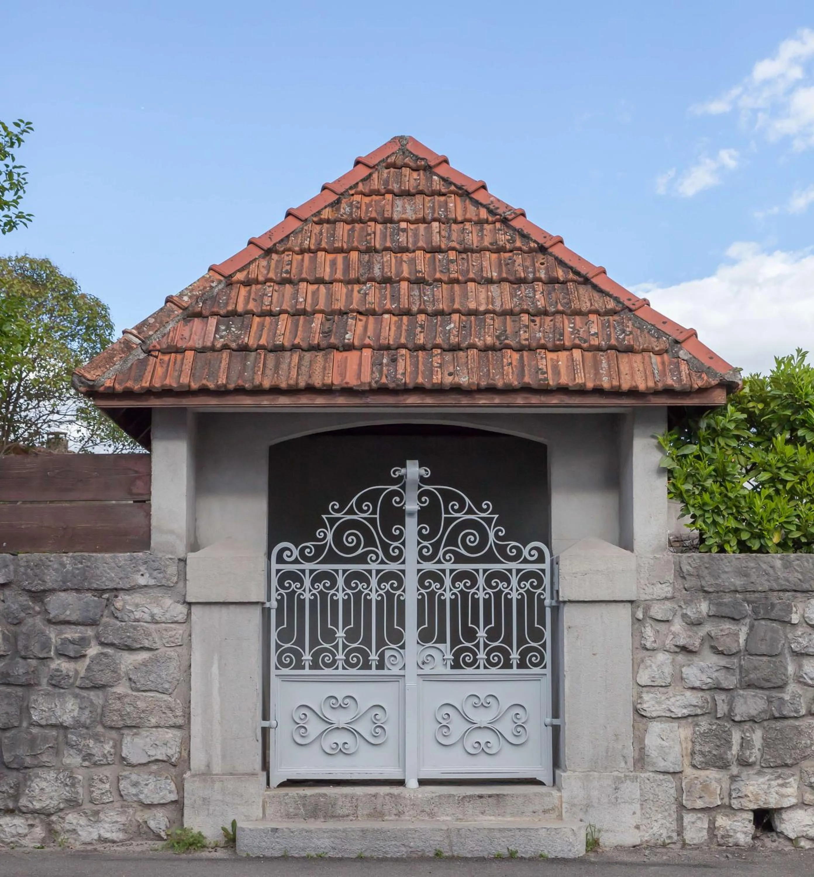 Facade/entrance in Clos Olivier de Serres