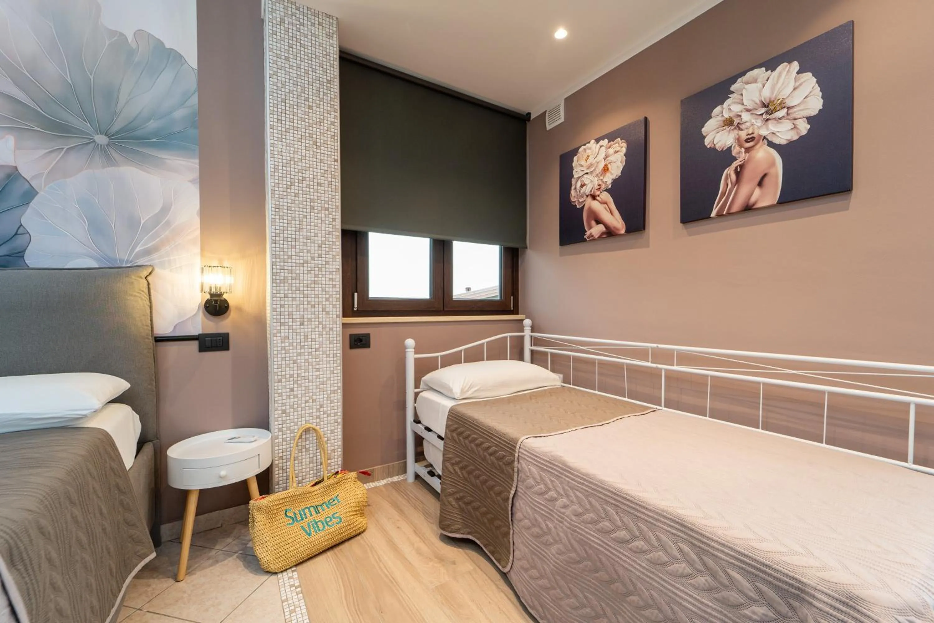 Bed in B&B Golden House & spa