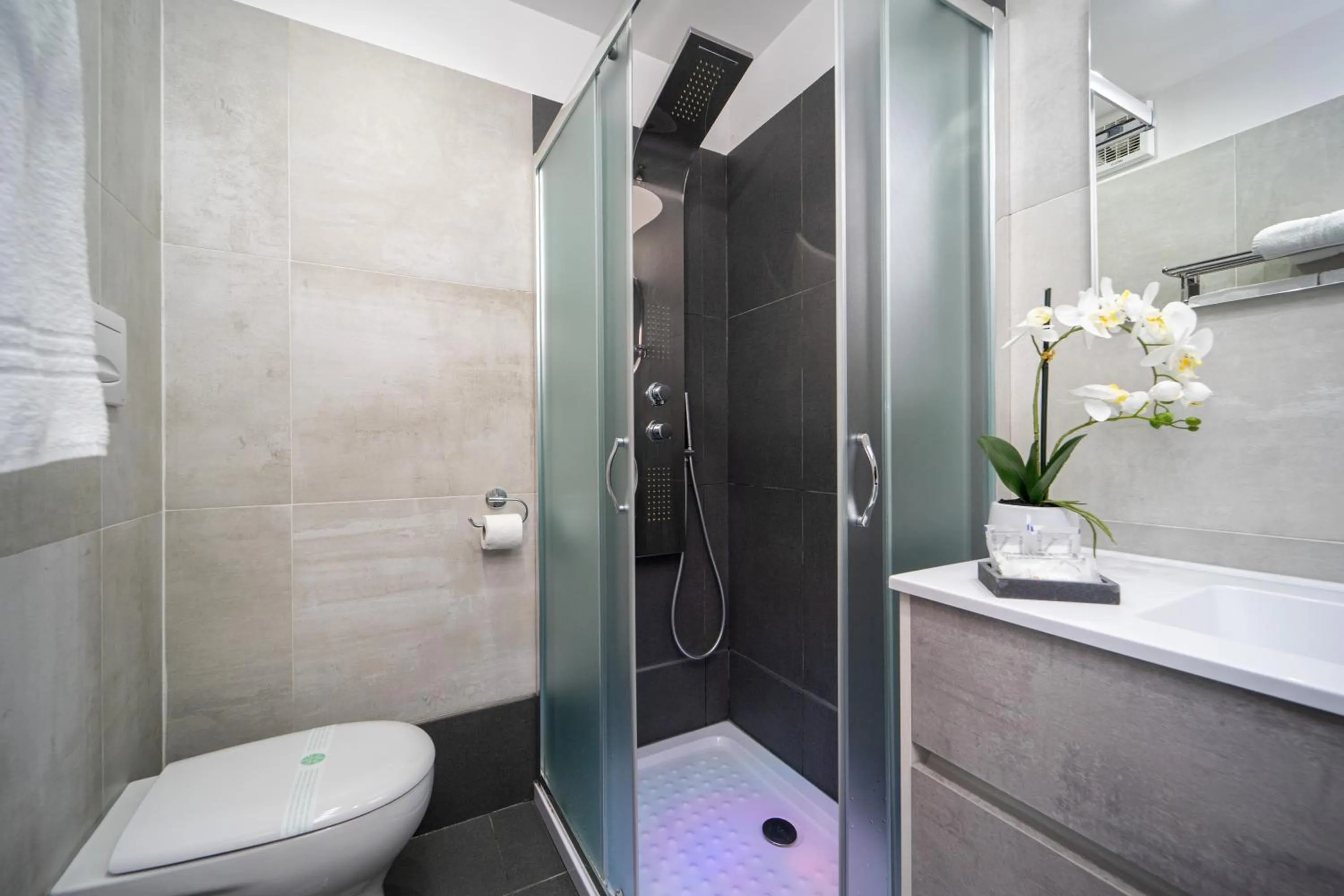 B&B Golden House & spa