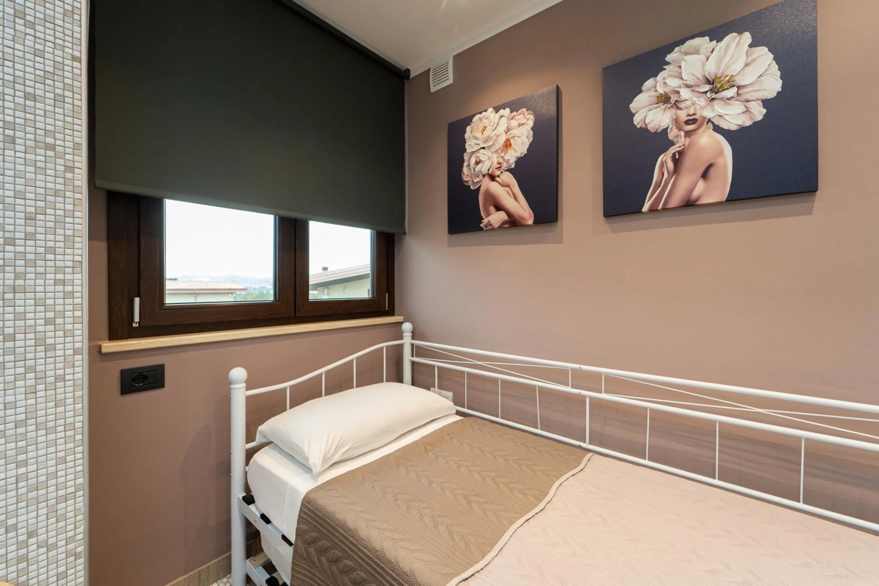 Bed in B&B Golden House & spa