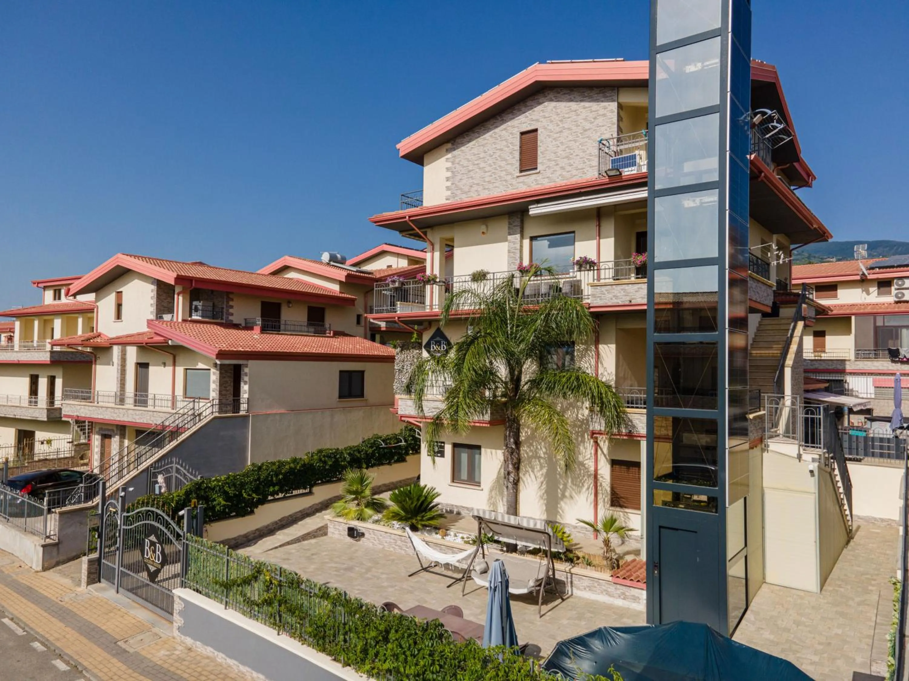 B&B Golden House & spa