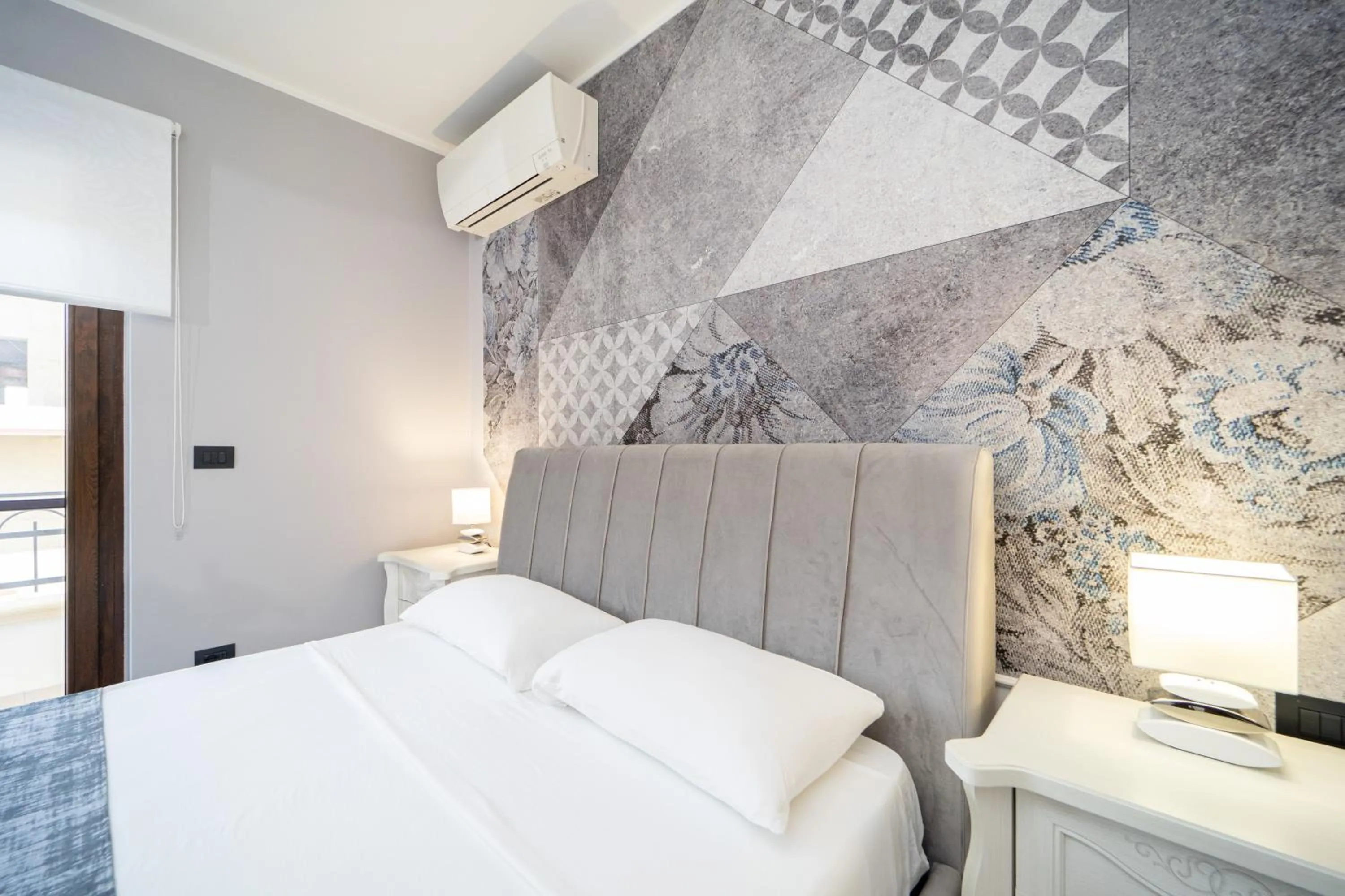 Bed in B&B Golden House & spa