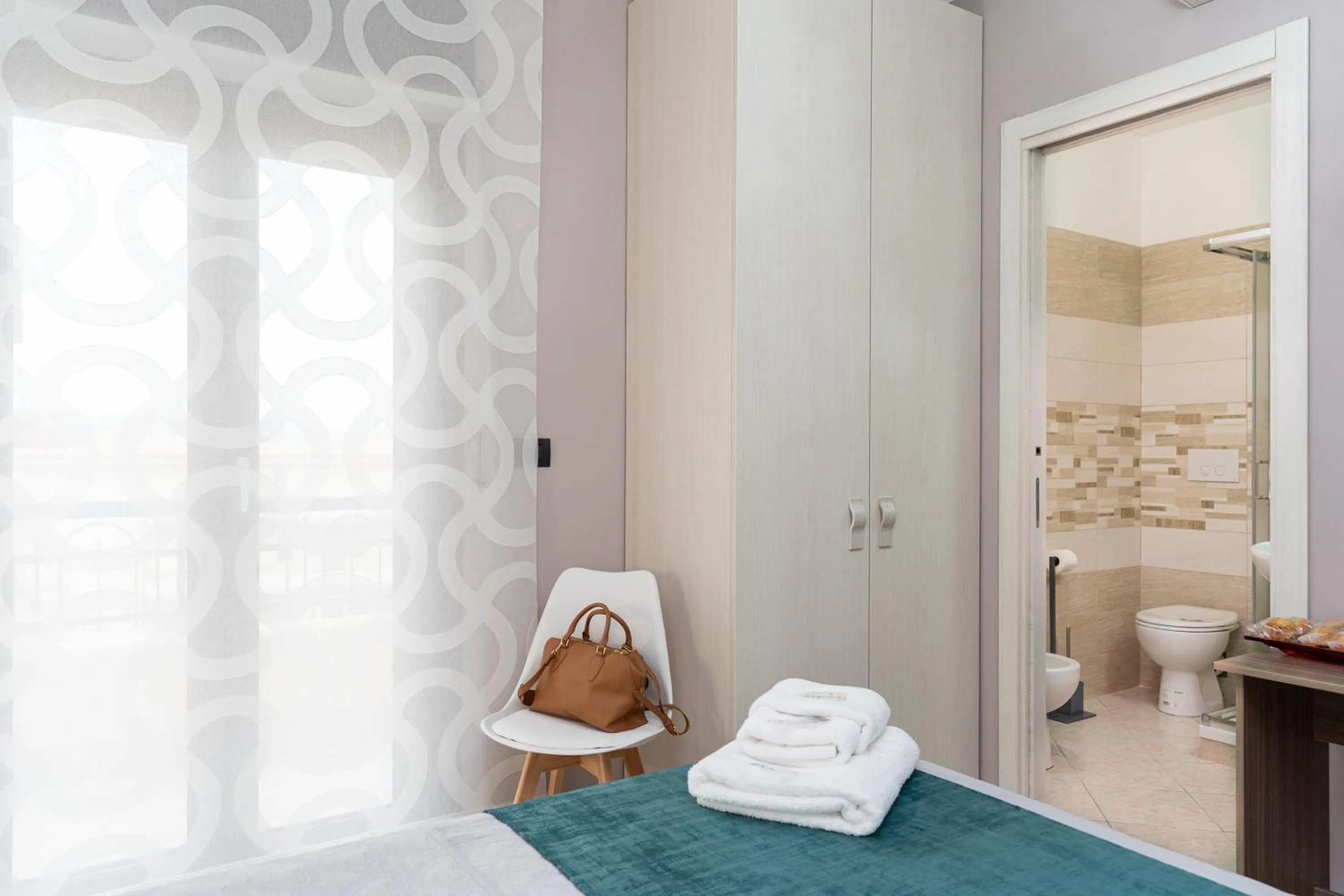 Bed in B&B Golden House & spa