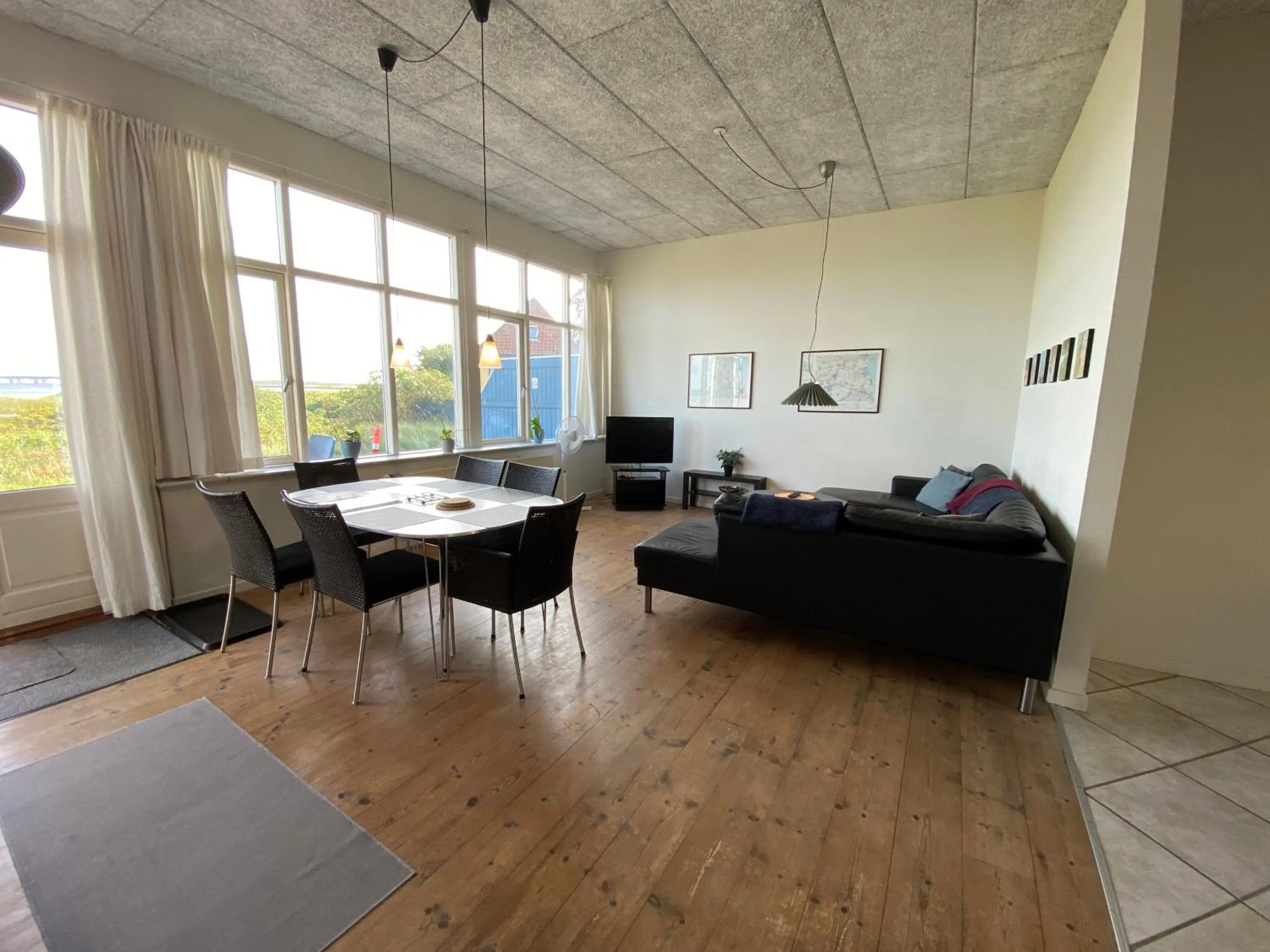 Living room in Skærven Beachfront Apartments and Cottage
