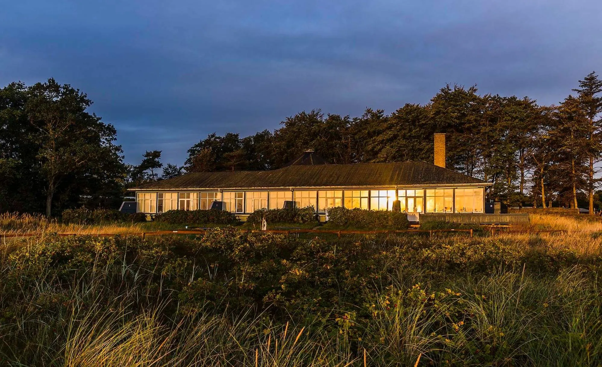Property building in Skærven Beachfront Apartments and Cottage