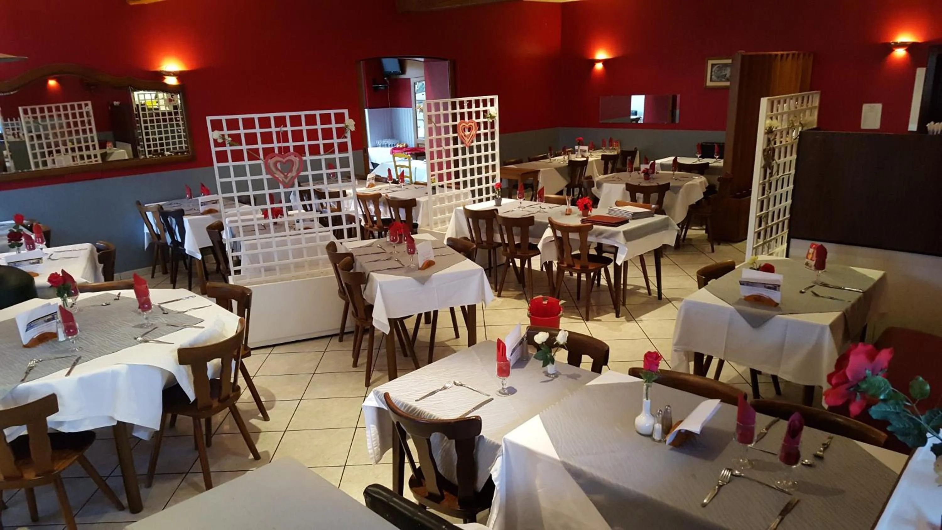 Restaurant/places to eat in Hotel Restaurant De La Canner