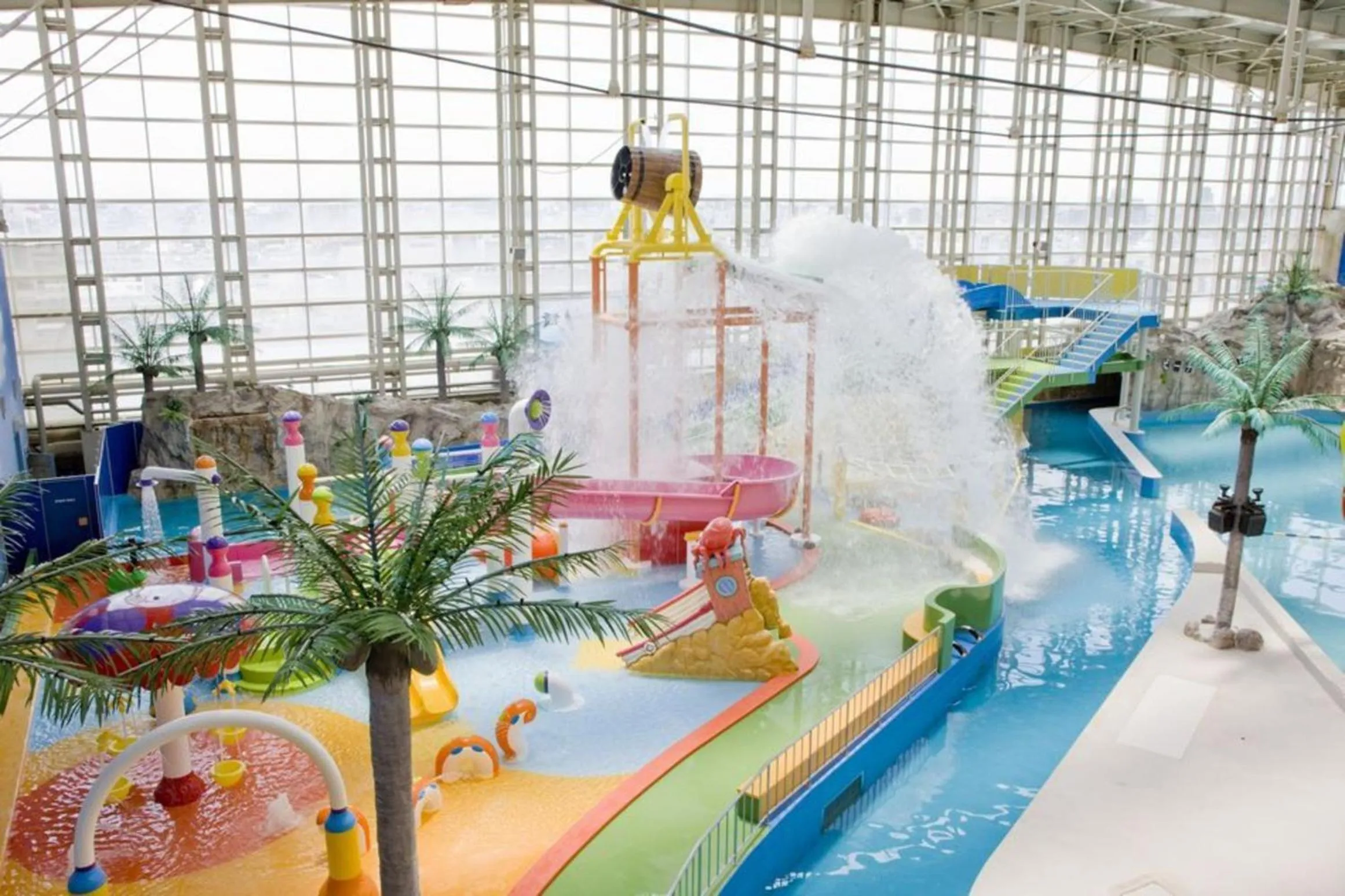 Pool view in Spa World HOTEL&RESORT