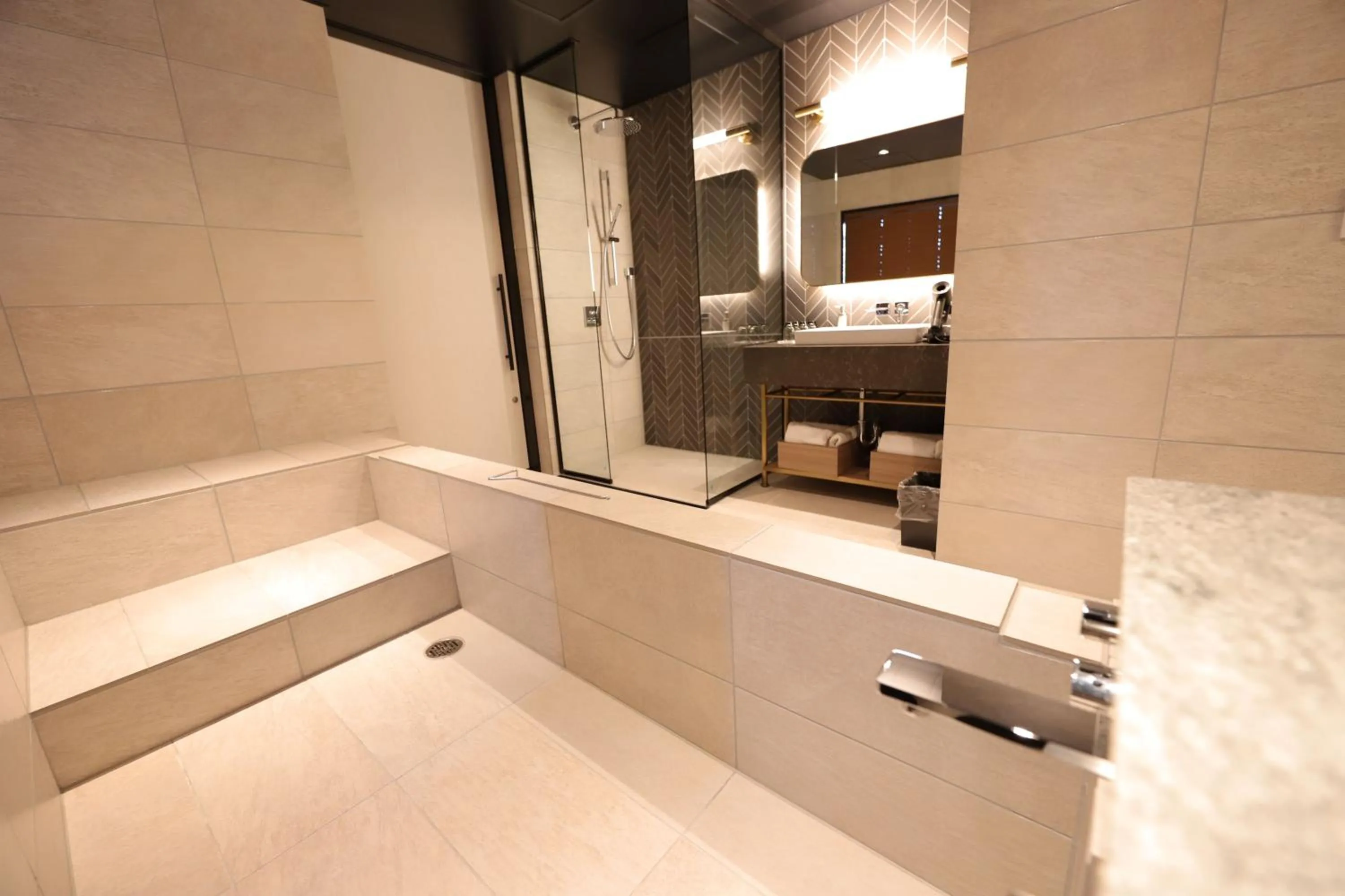 Bathroom in Spa World HOTEL&RESORT