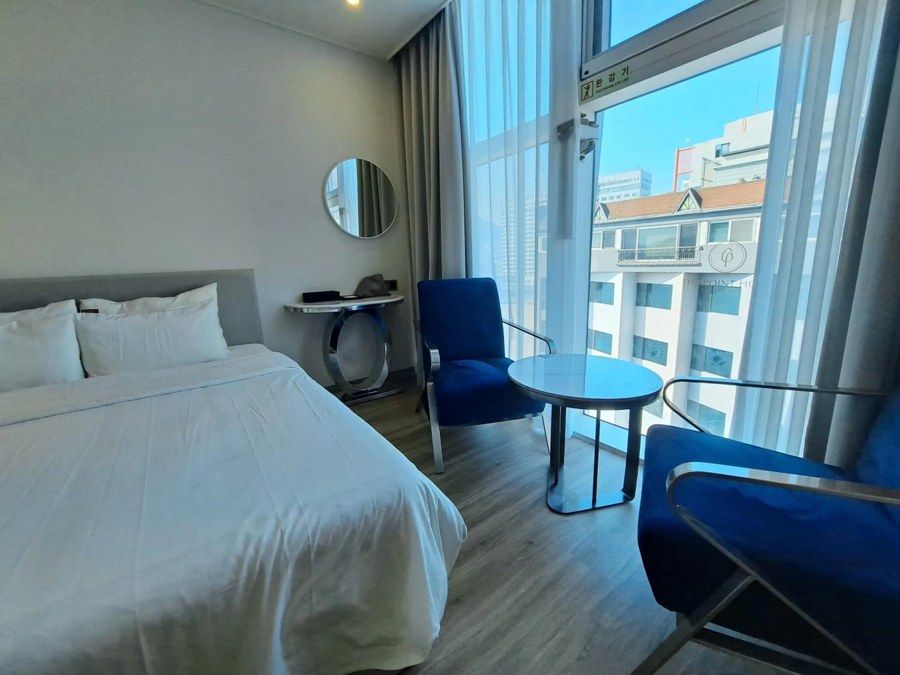 Bed in Ocean The Point Hotel Busan