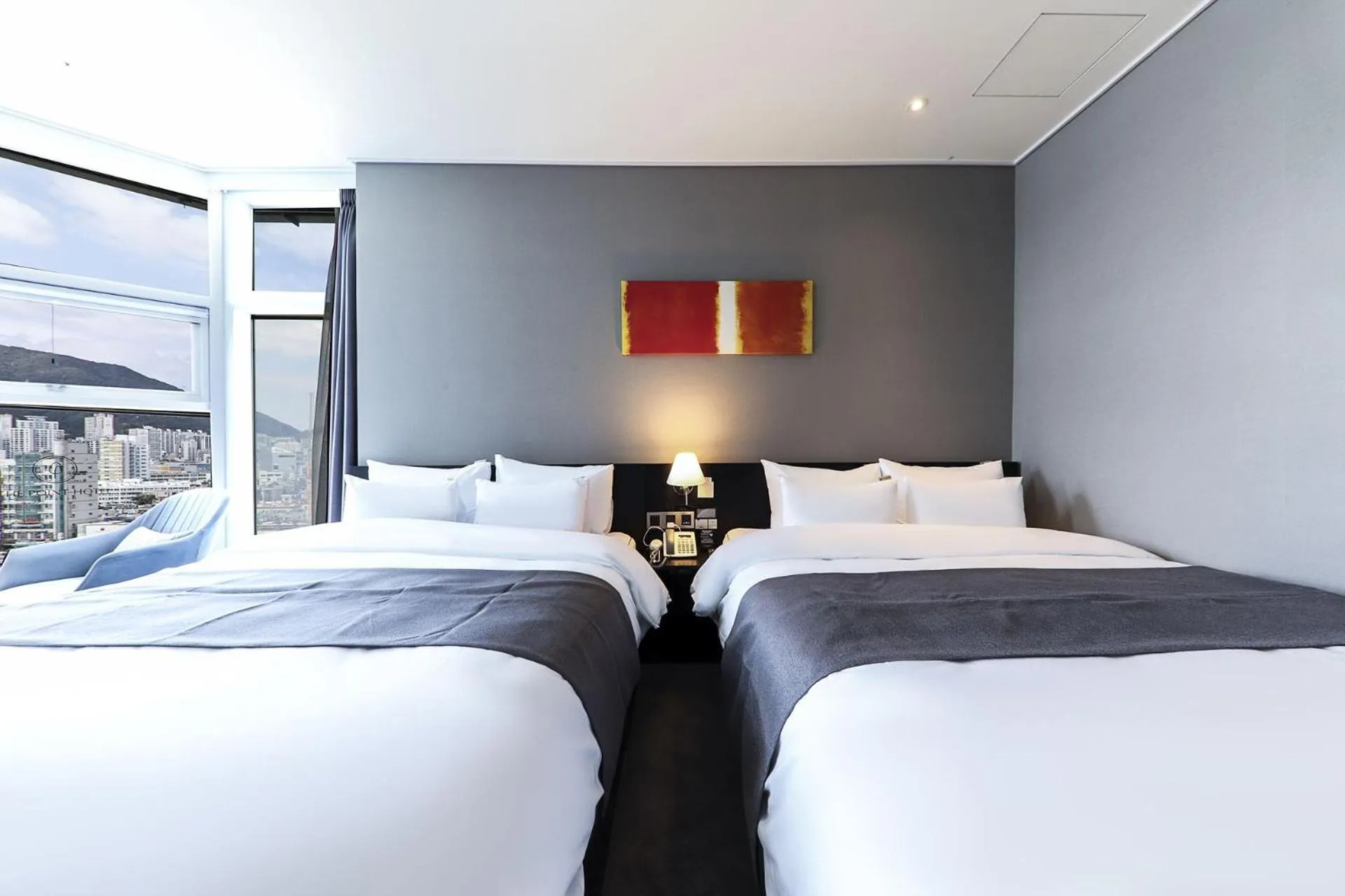 Bed in Ocean The Point Hotel Busan