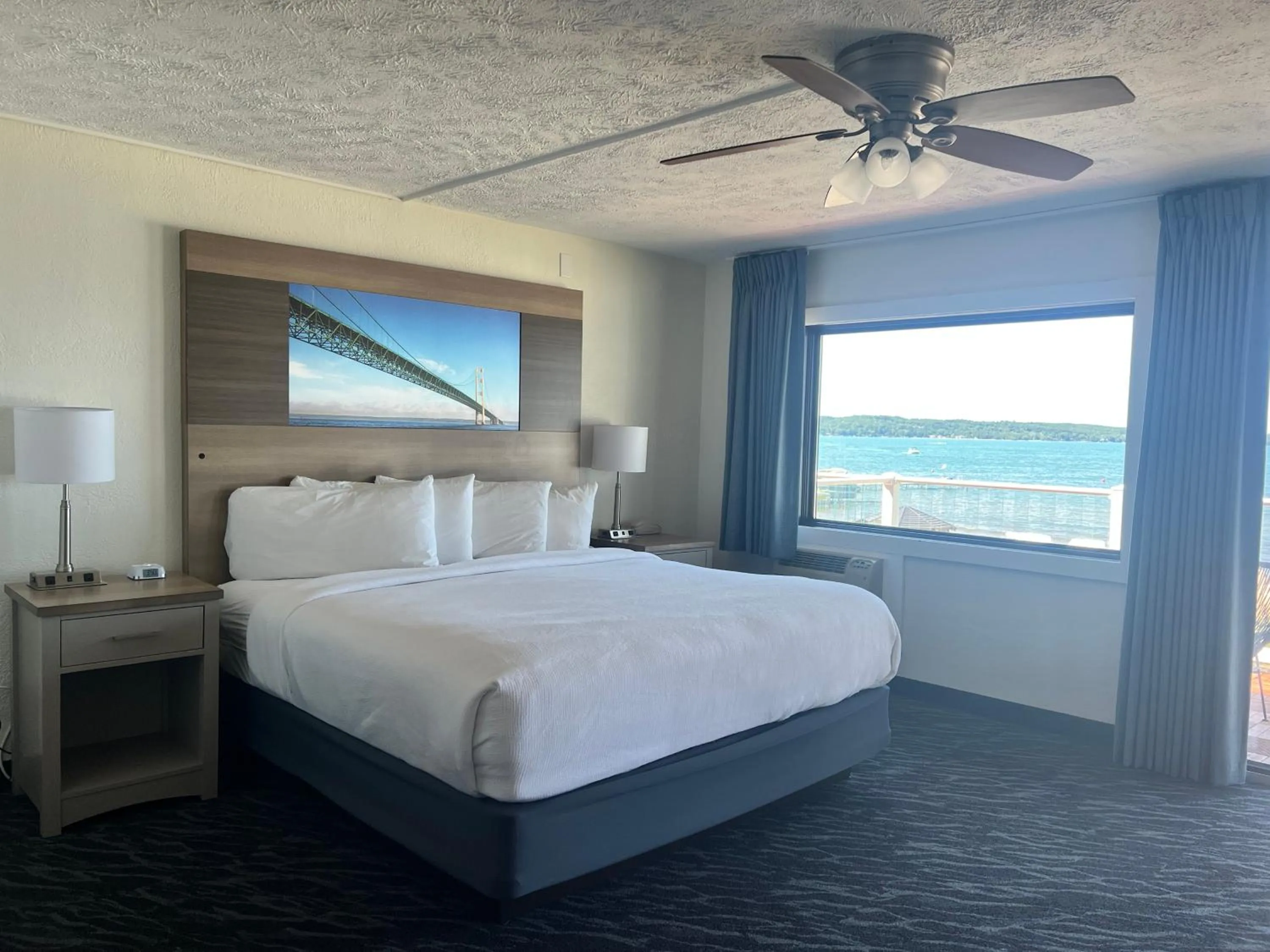 Beach View Balcony Deluxe King in The Beach Haus - Traverse City