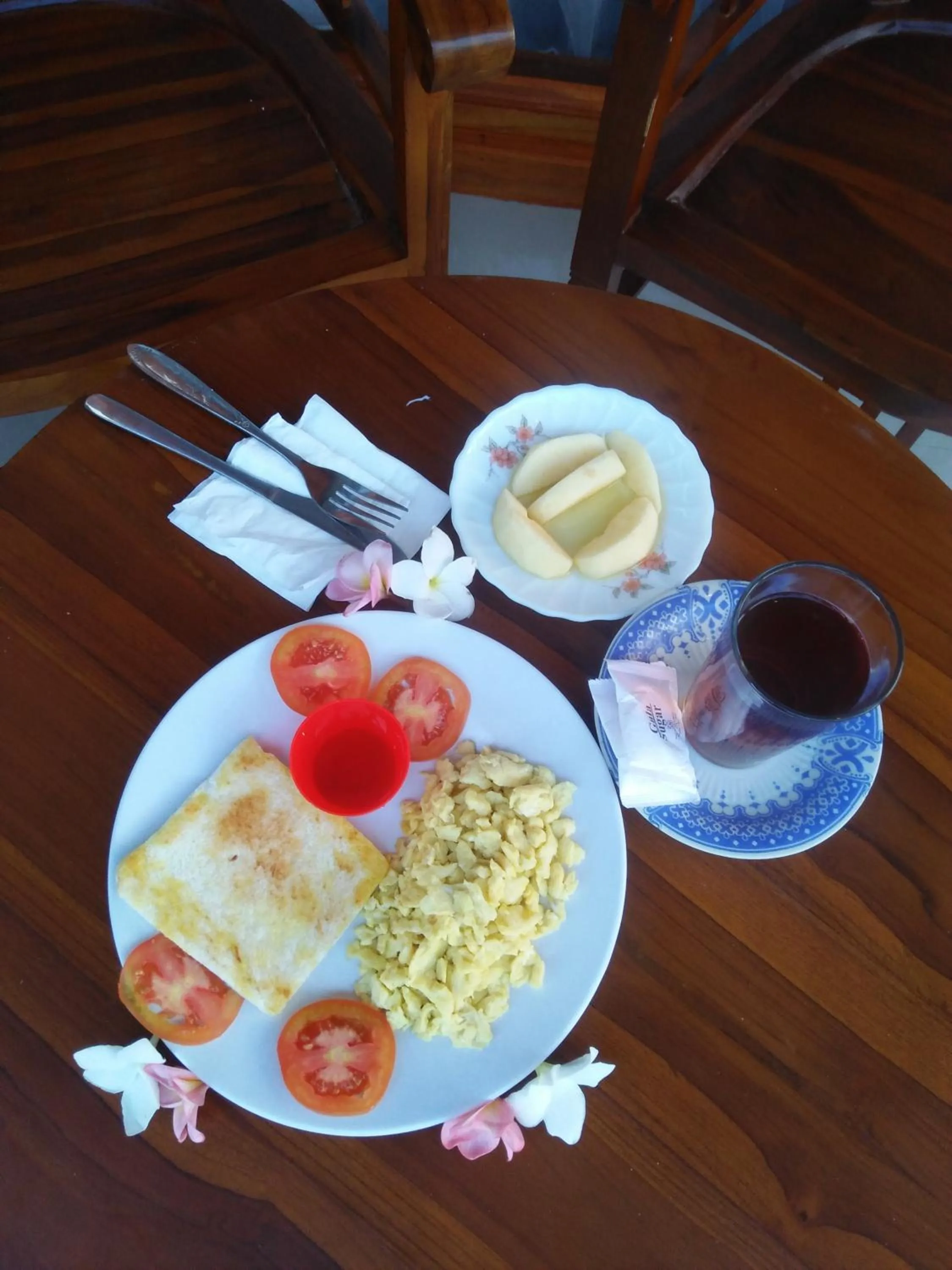Continental breakfast in Bhavana Cottage