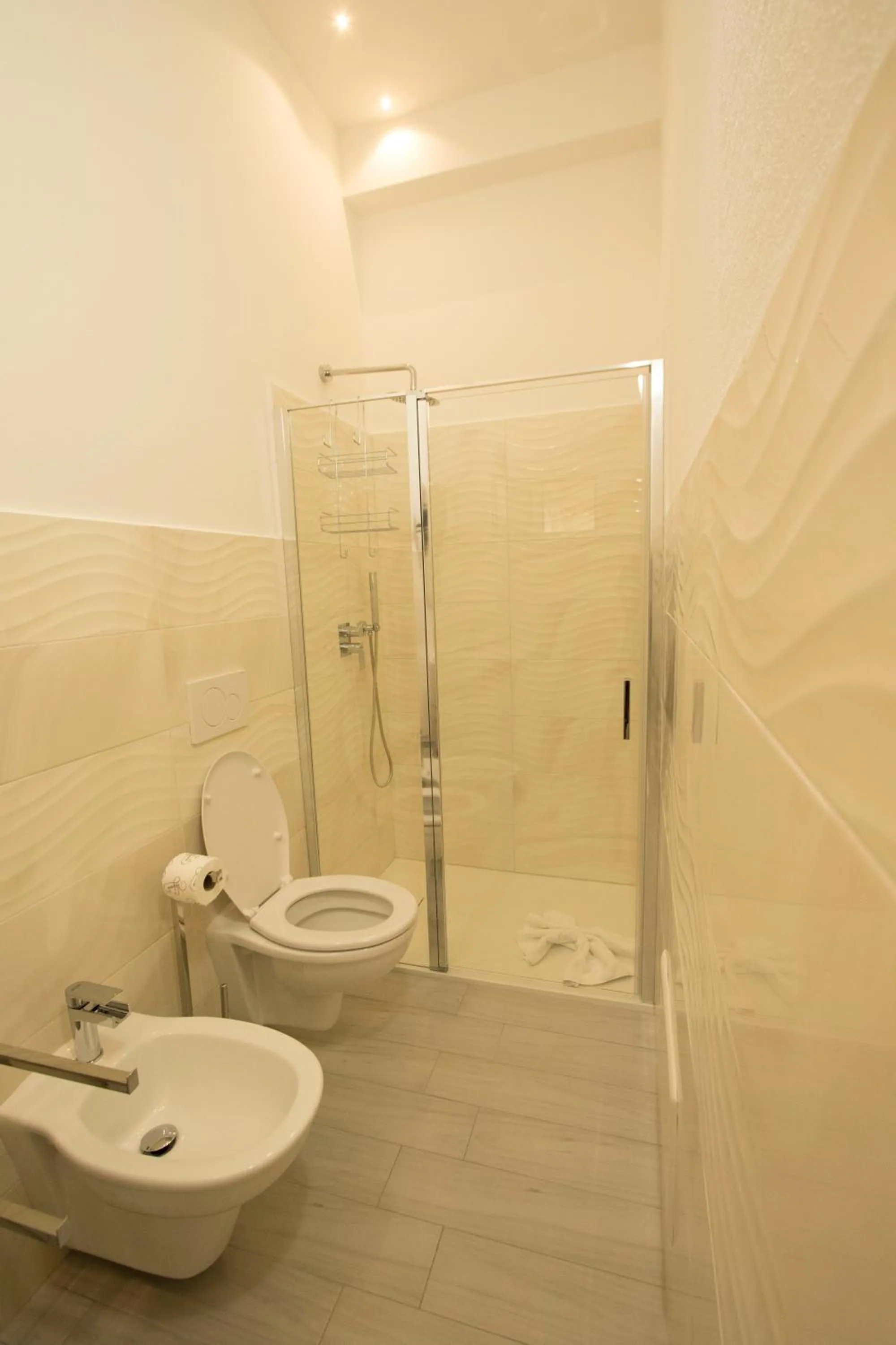 Shower in B&B Sole E Luna