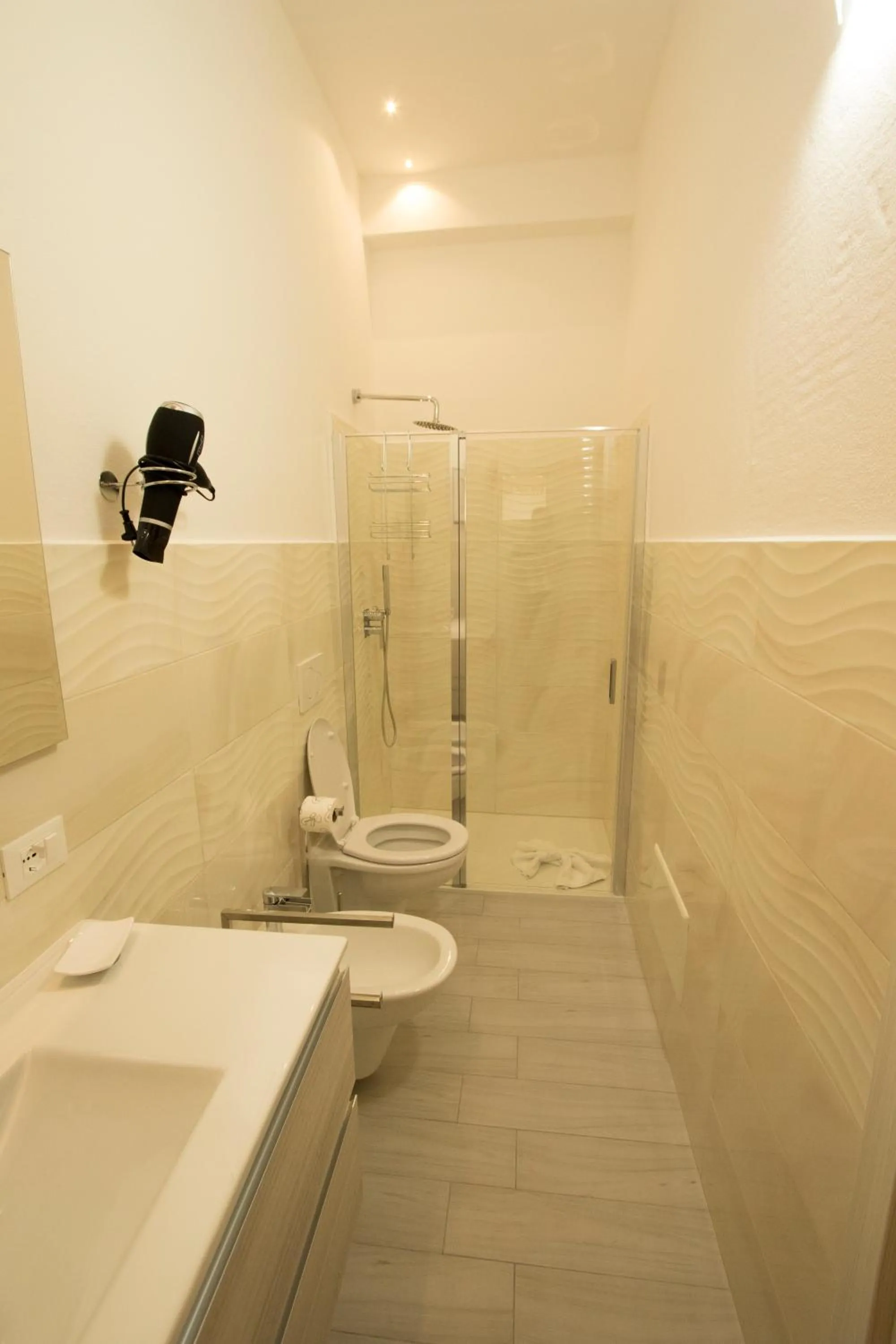 Shower in B&B Sole E Luna