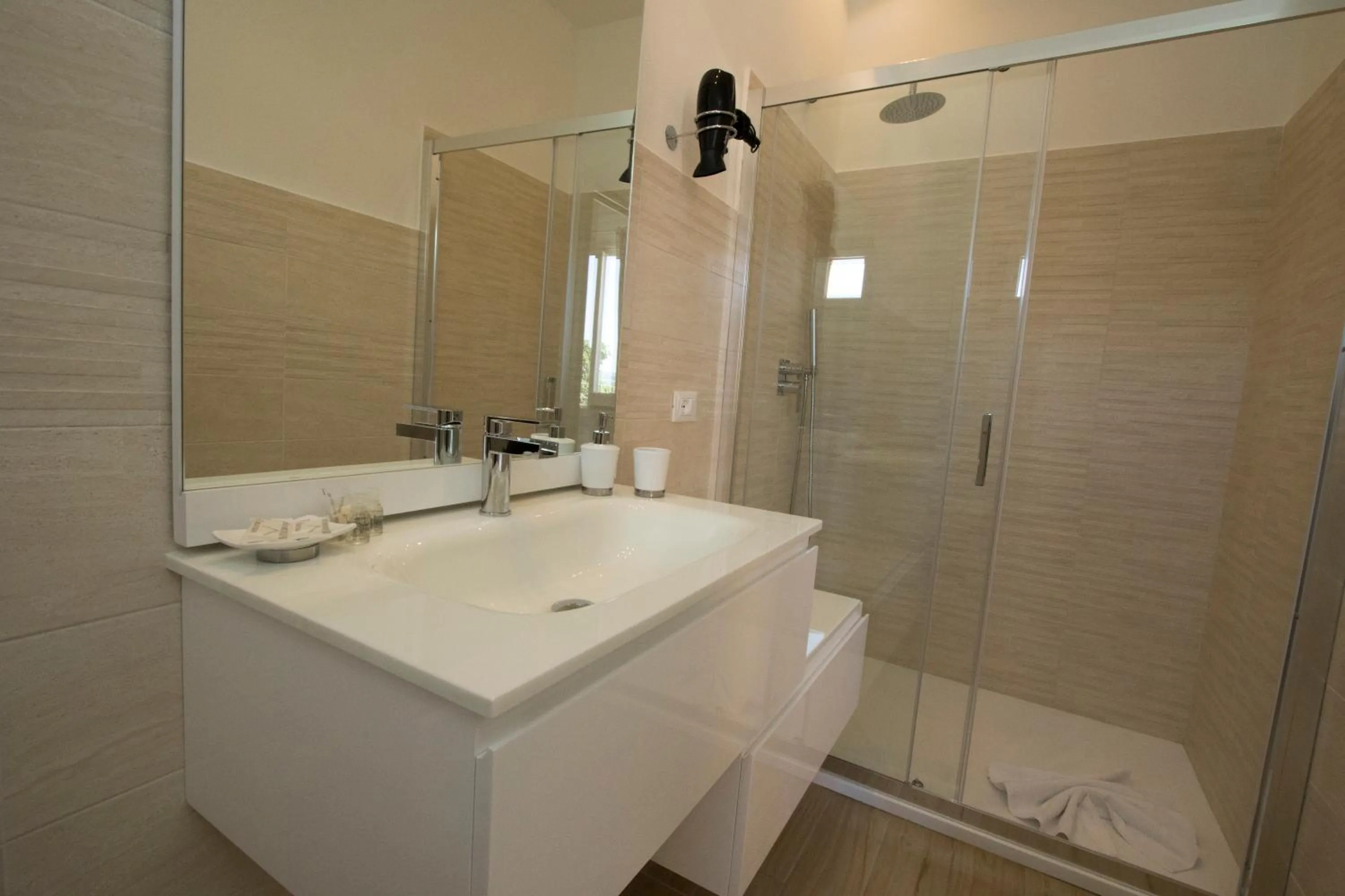 Shower in B&B Sole E Luna