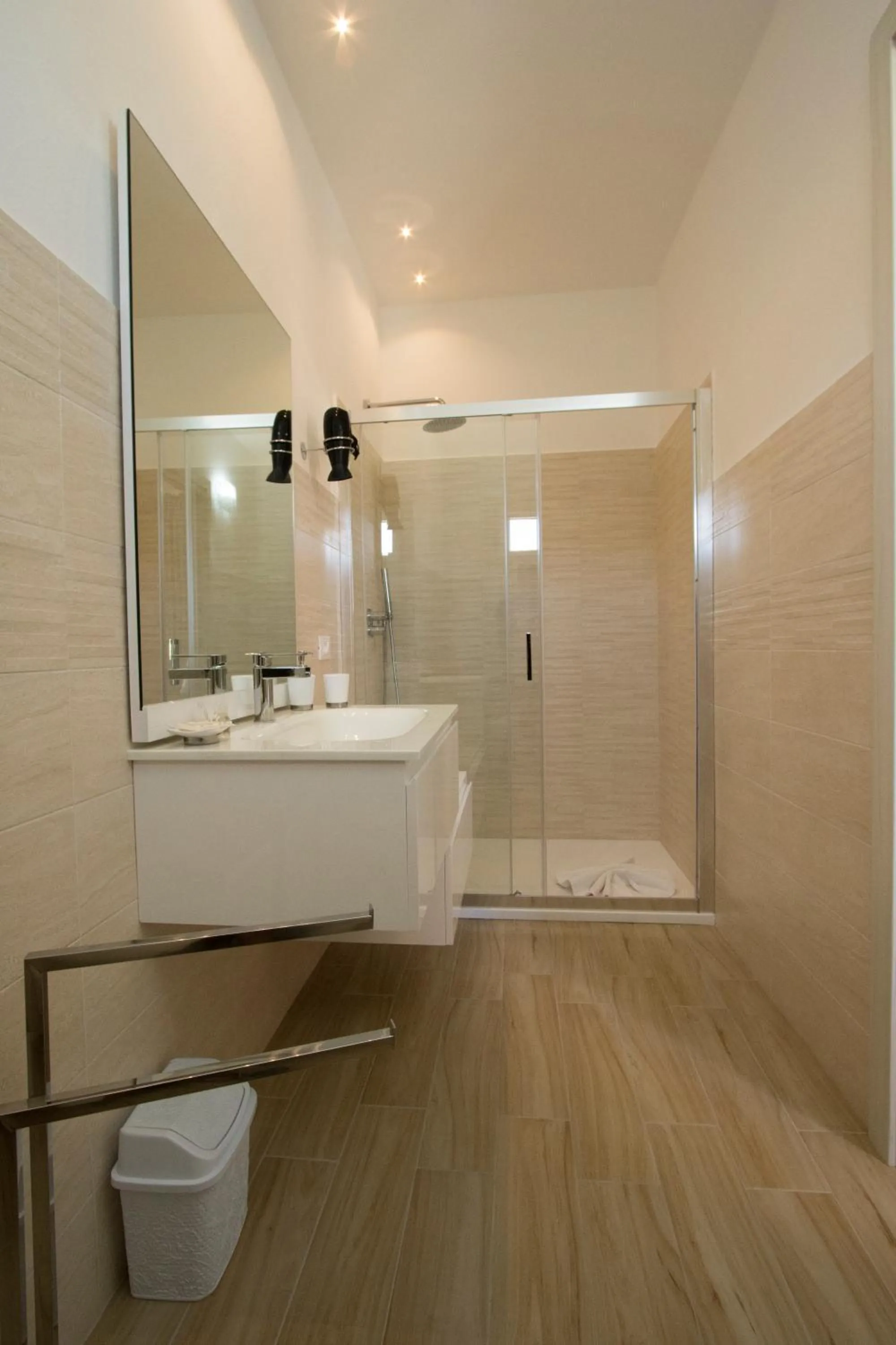 Shower in B&B Sole E Luna