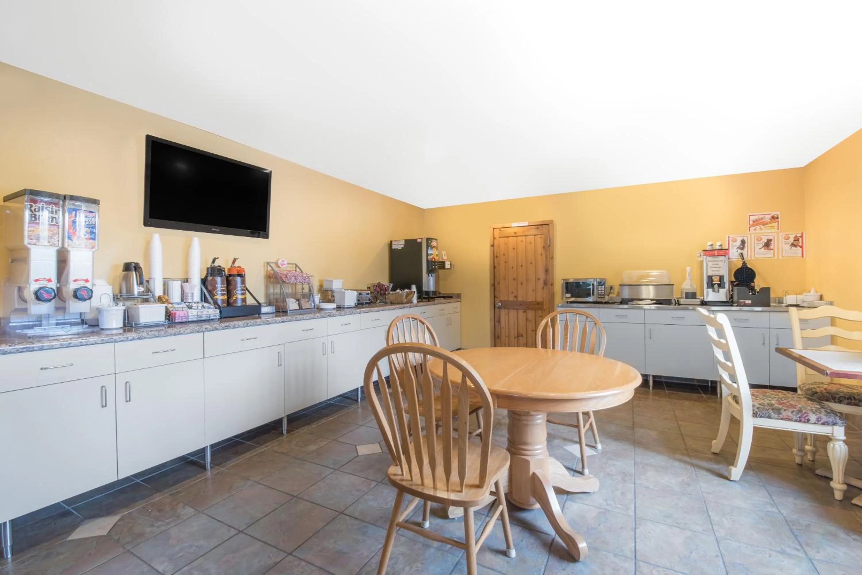 Northwoods Inn and Suites