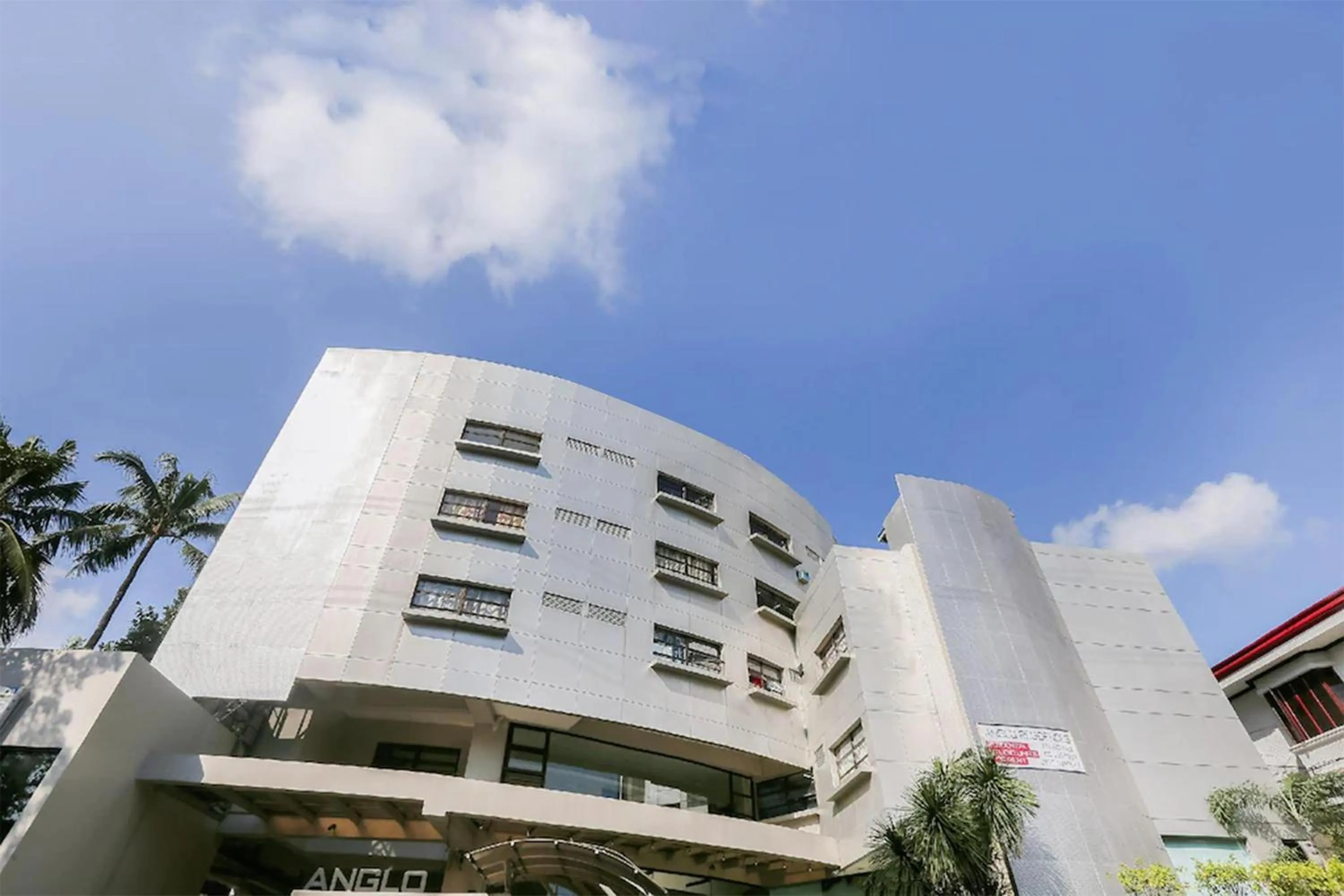Property building in Anglo Residences Manila