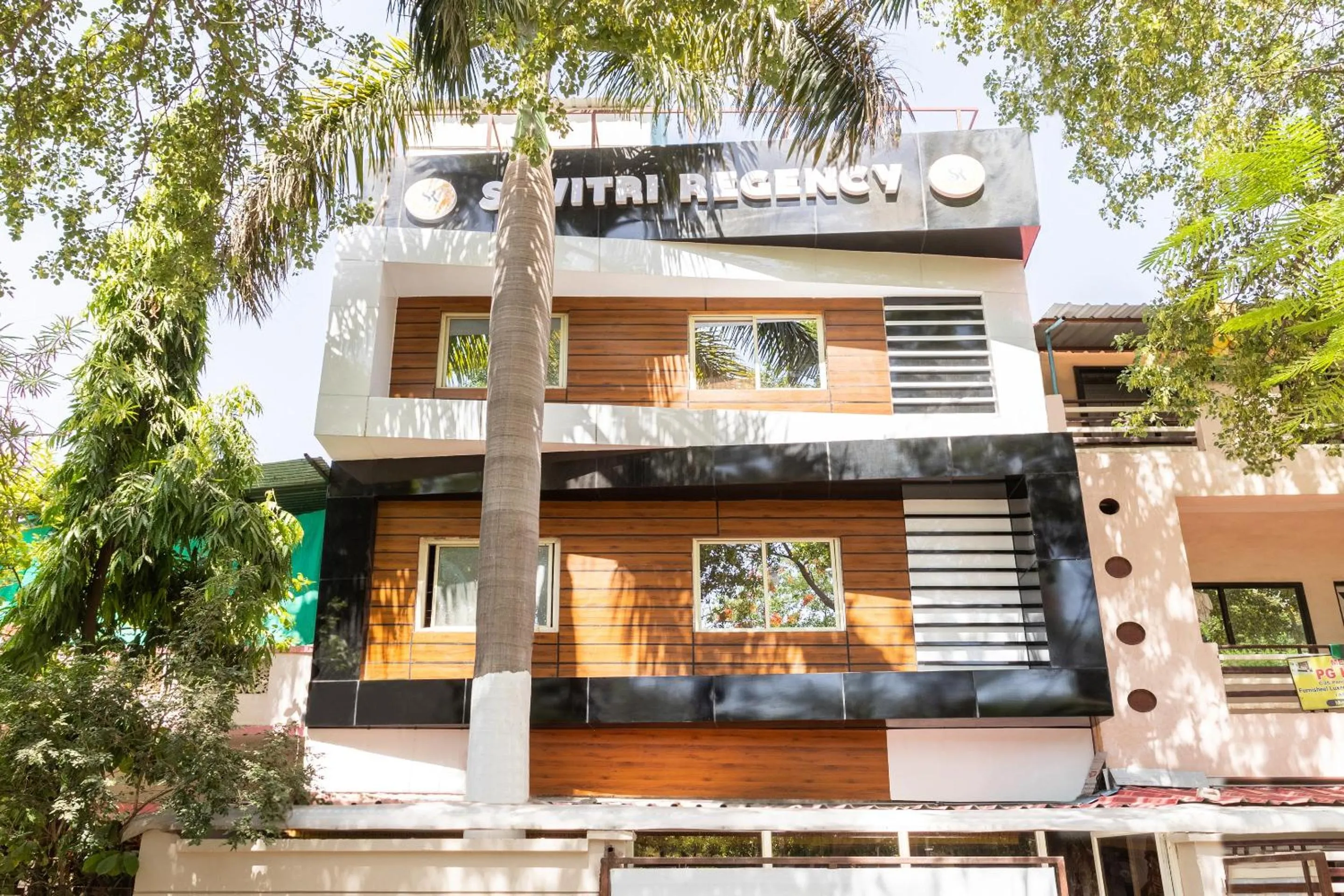 Facade/entrance in Hotel O Savitri Regency