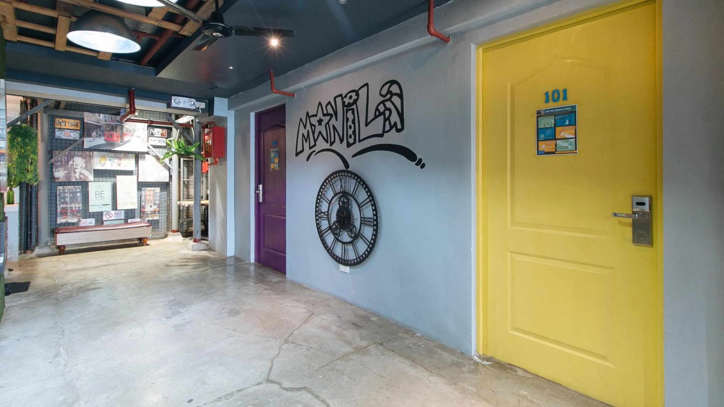 Patio in RedDoorz Plus at BGC near St Lukes