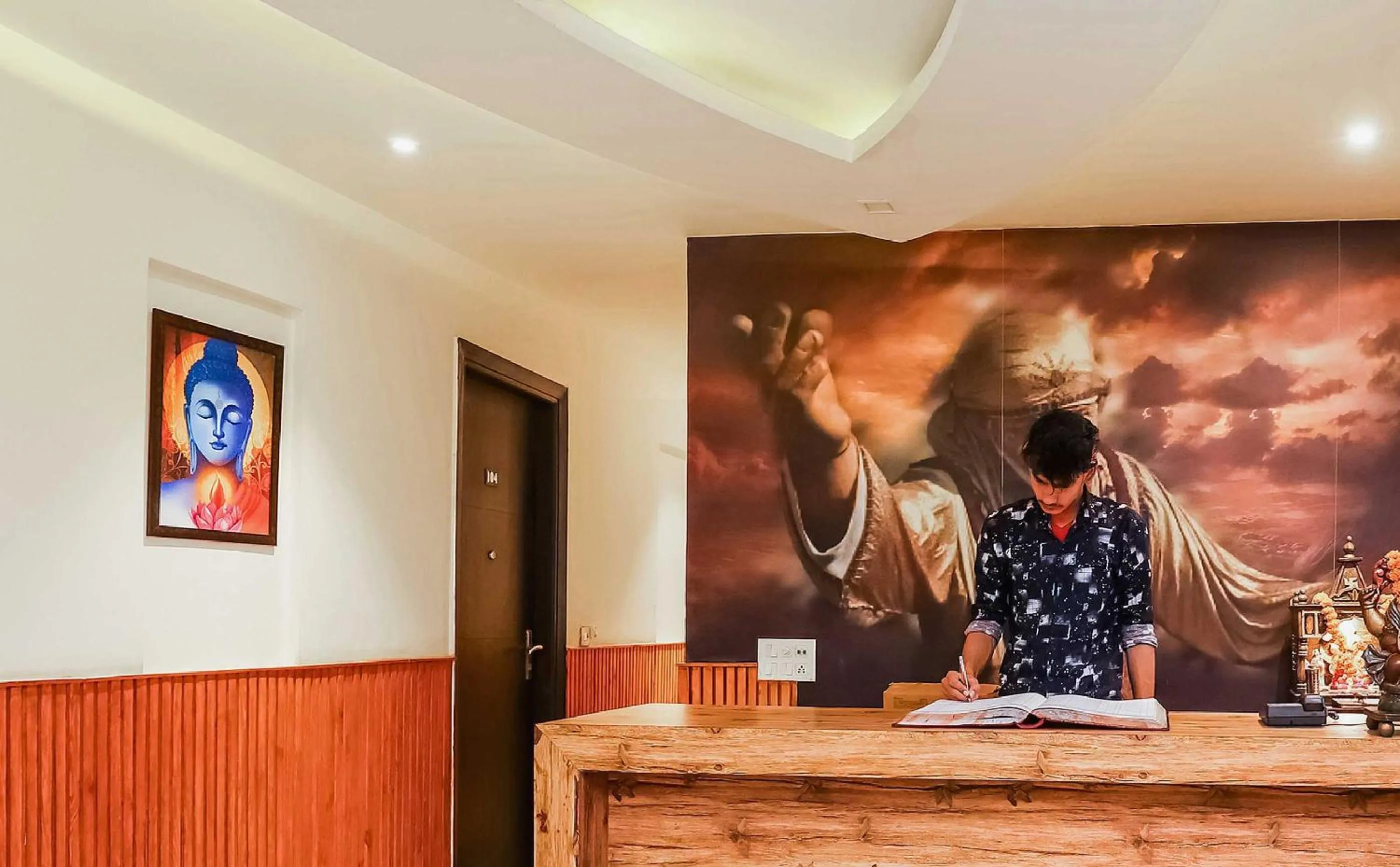 Lobby or reception in Hotel O Shri Sai