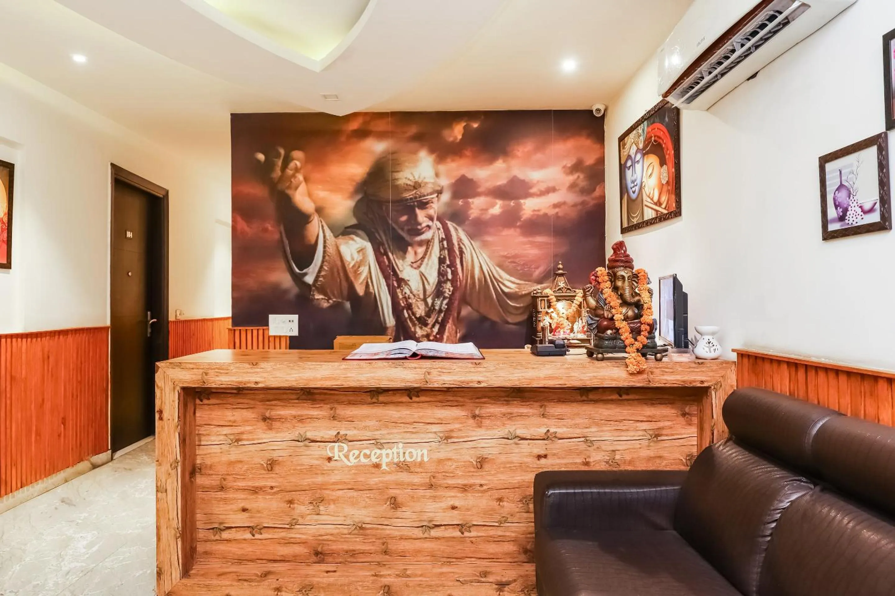 Lobby or reception in Hotel O Shri Sai