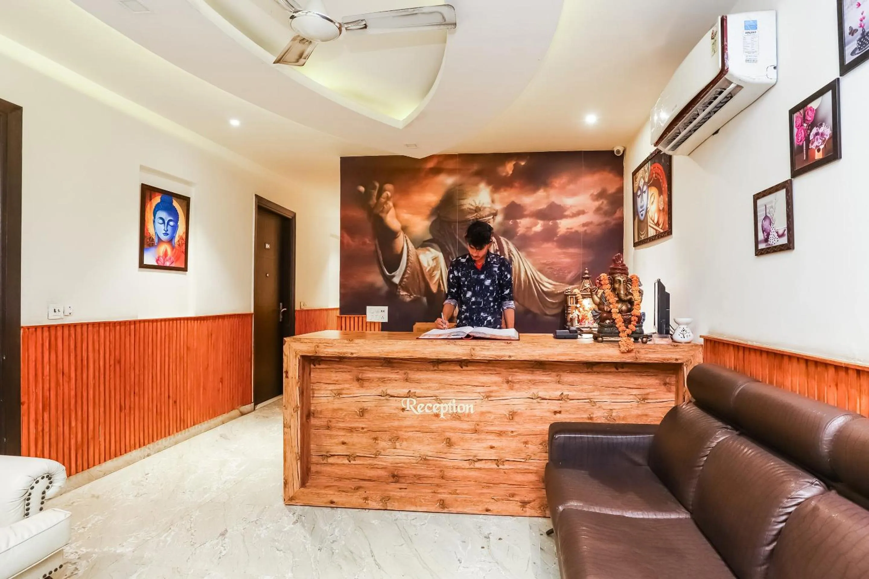 Lobby or reception in Hotel O Shri Sai
