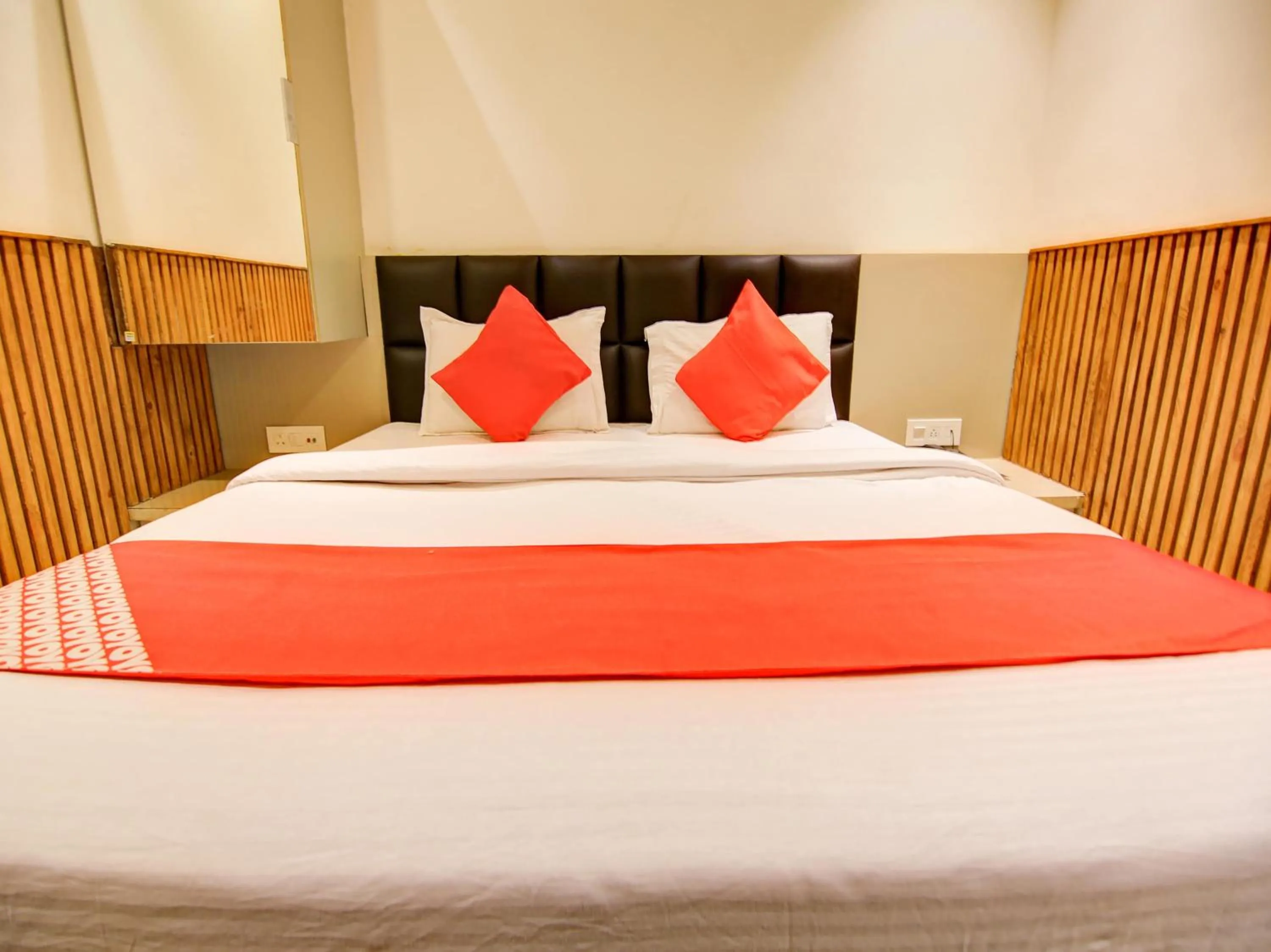 Bedroom, Bed in Hotel O Shri Sai