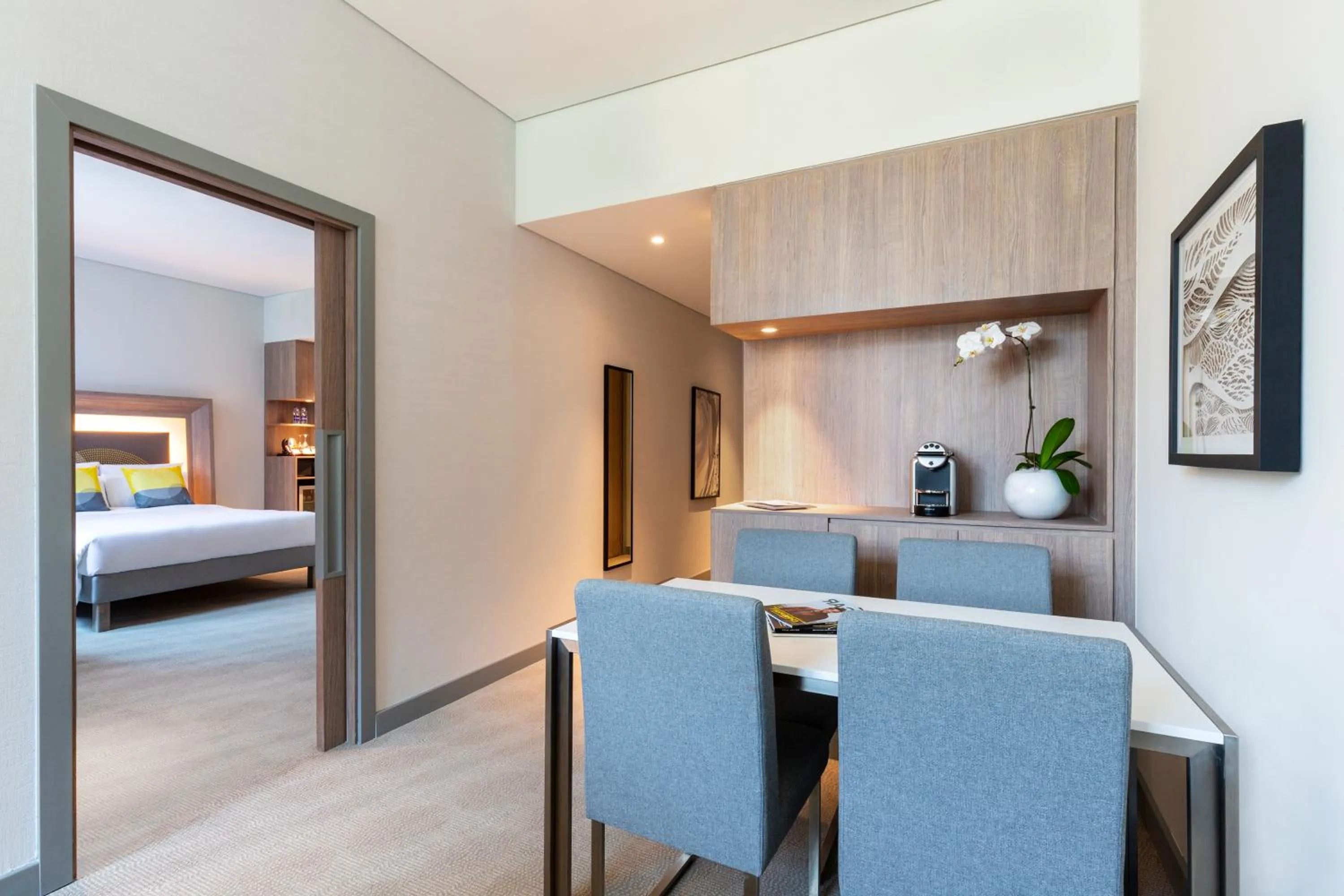 Bed in Novotel Bur Dubai - Healthcare City