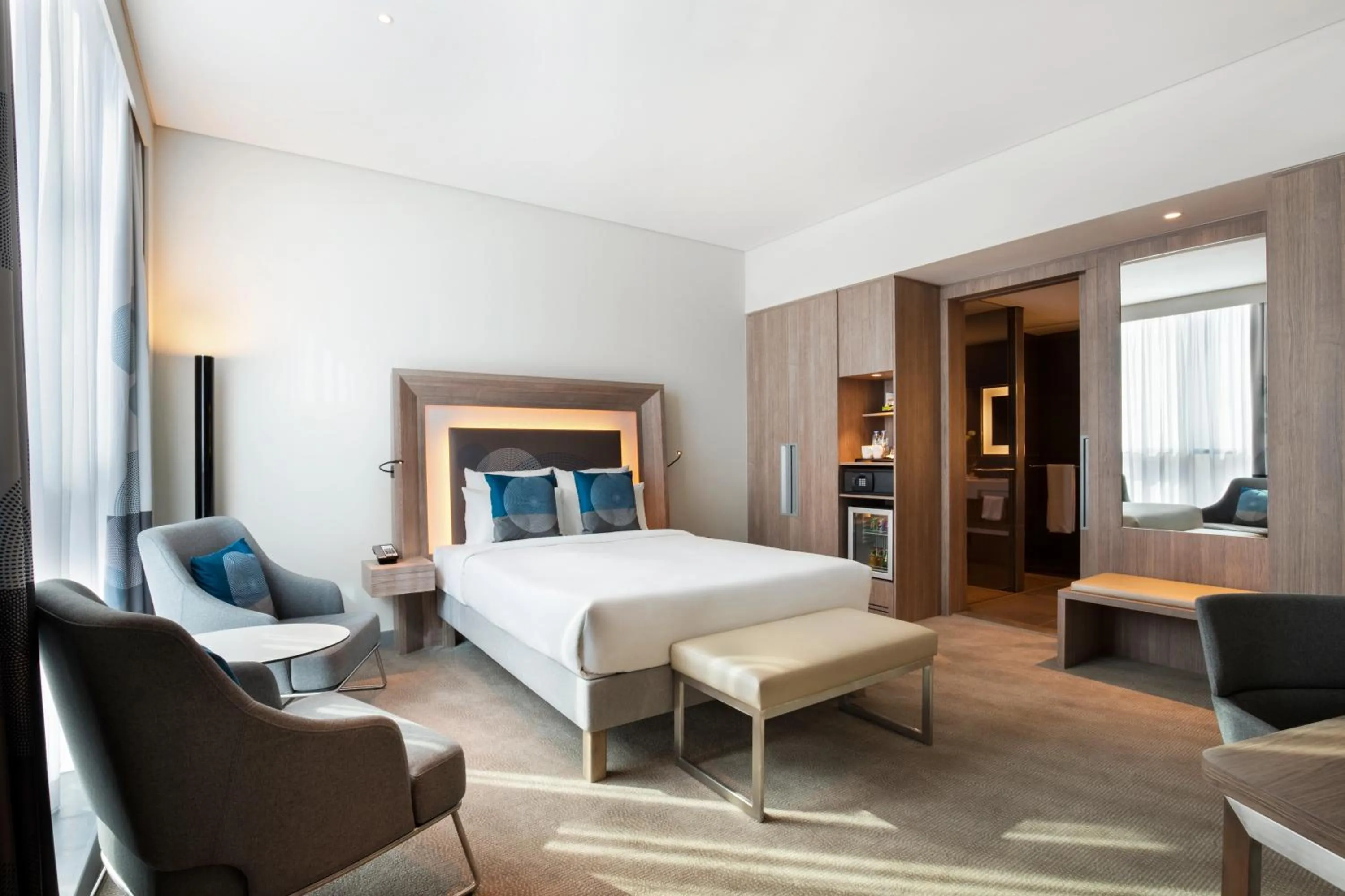 Bedroom, Bed in Novotel Bur Dubai - Healthcare City