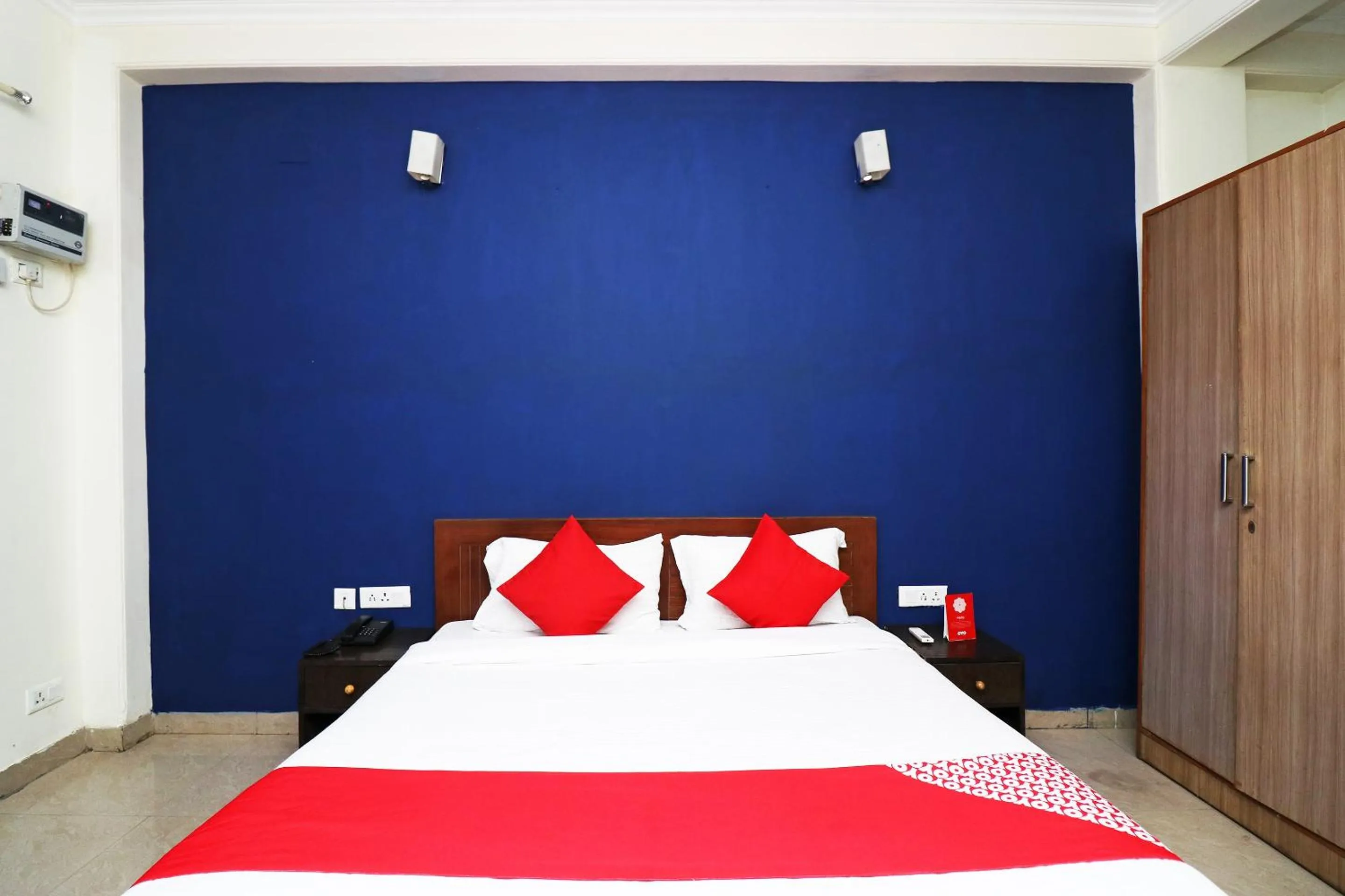 Bedroom, Bed in Hotel O Grand Casa