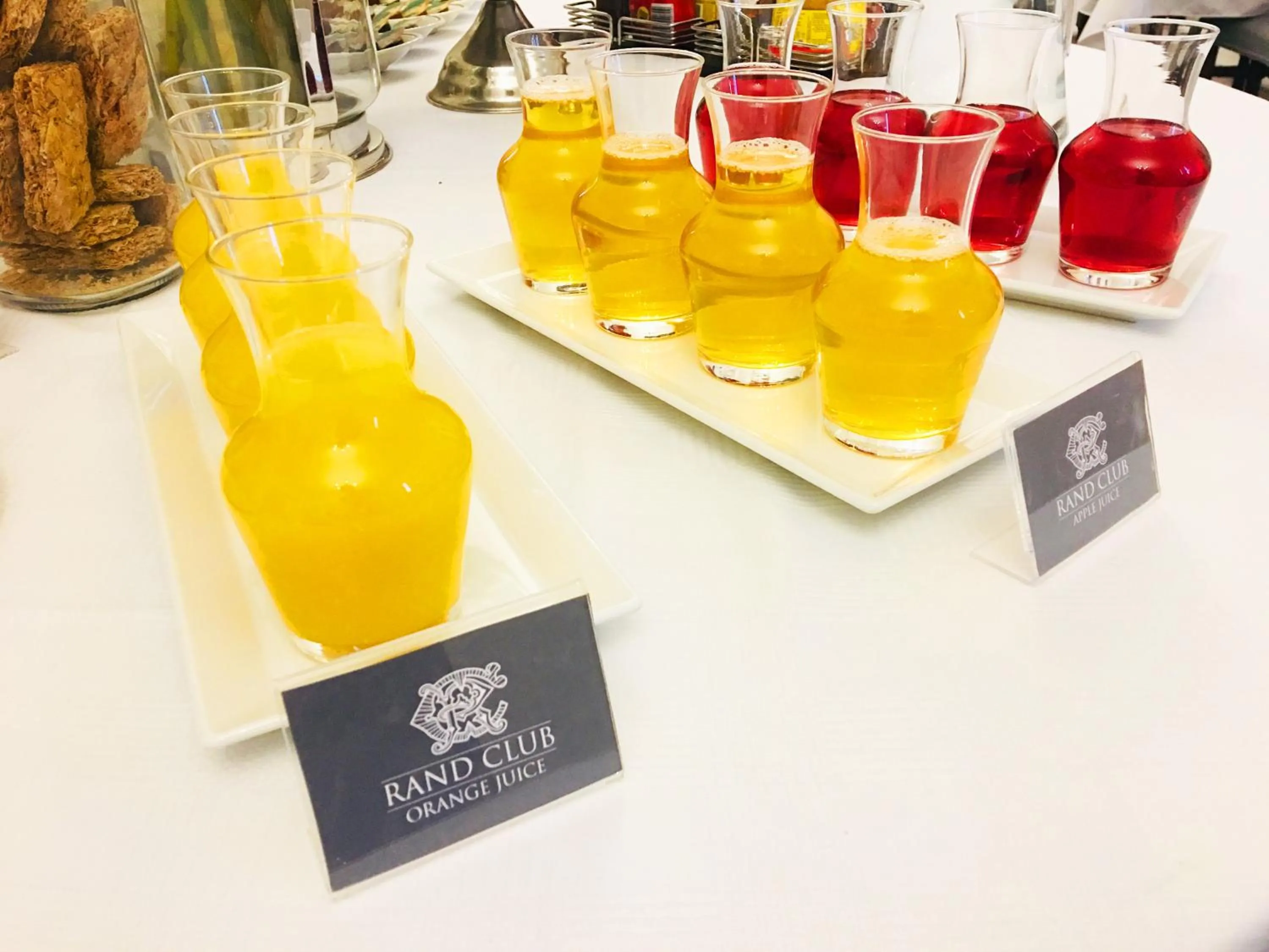 Continental breakfast in Rand Club Suites