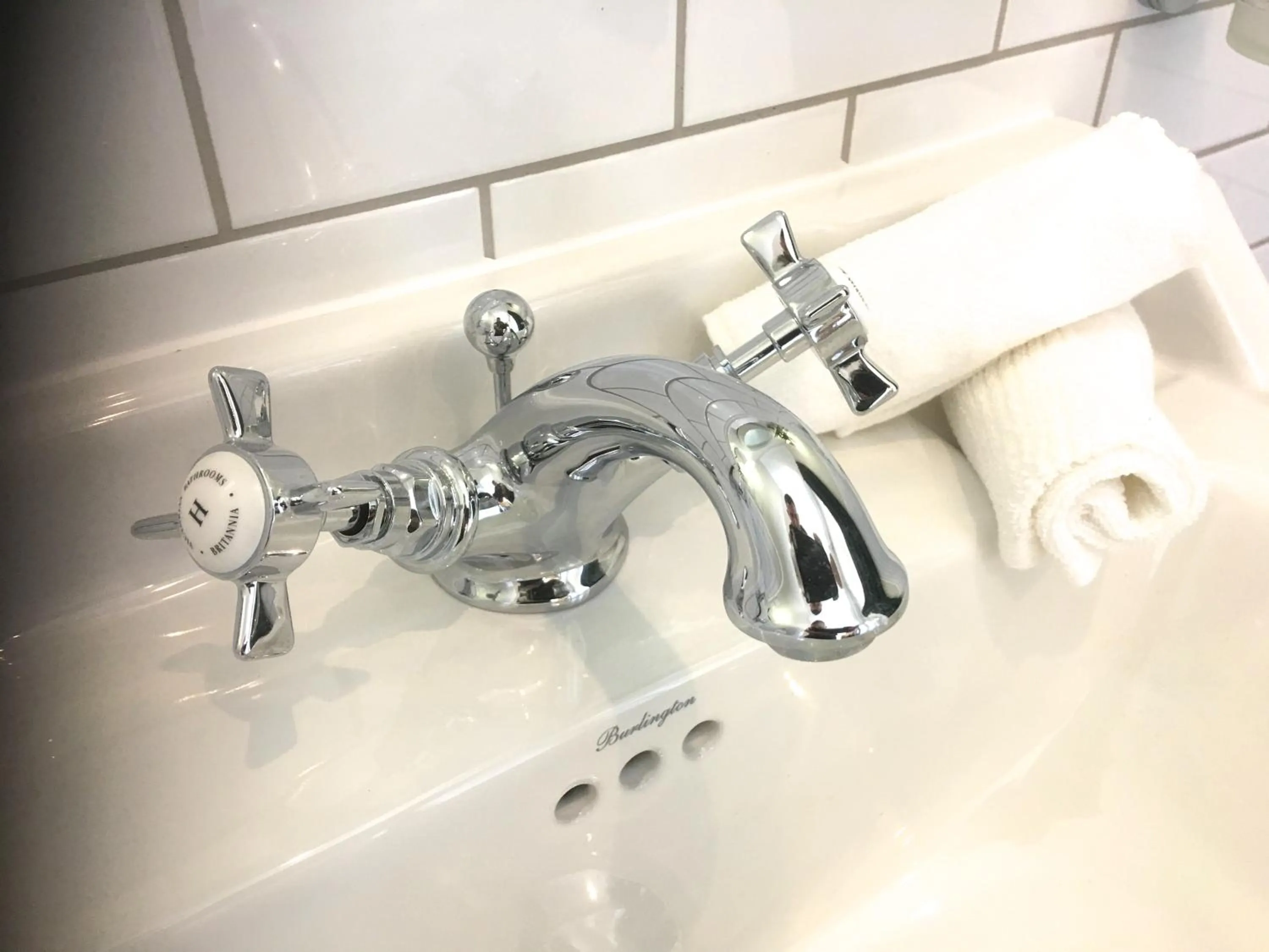 Bathroom in Rand Club Suites