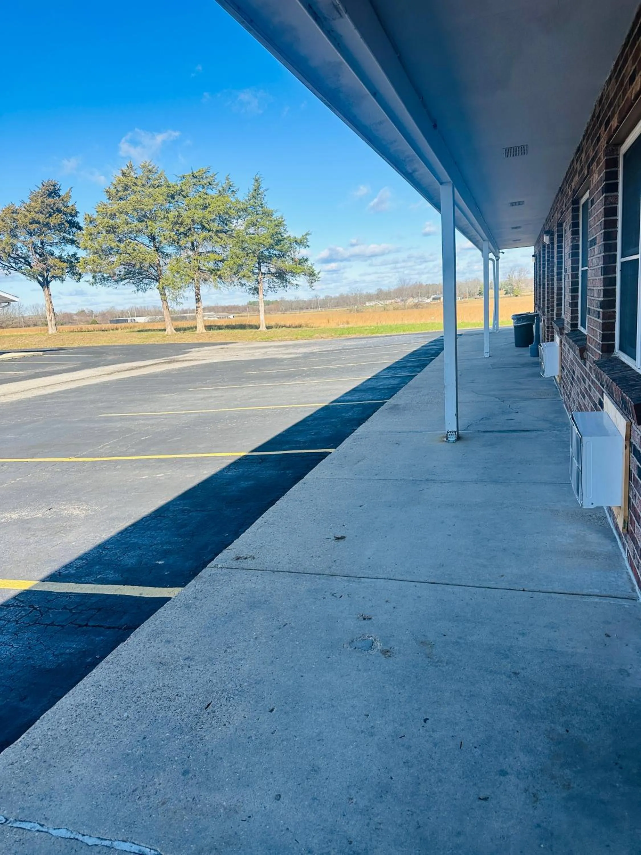 Property building in Country Inn - Licking