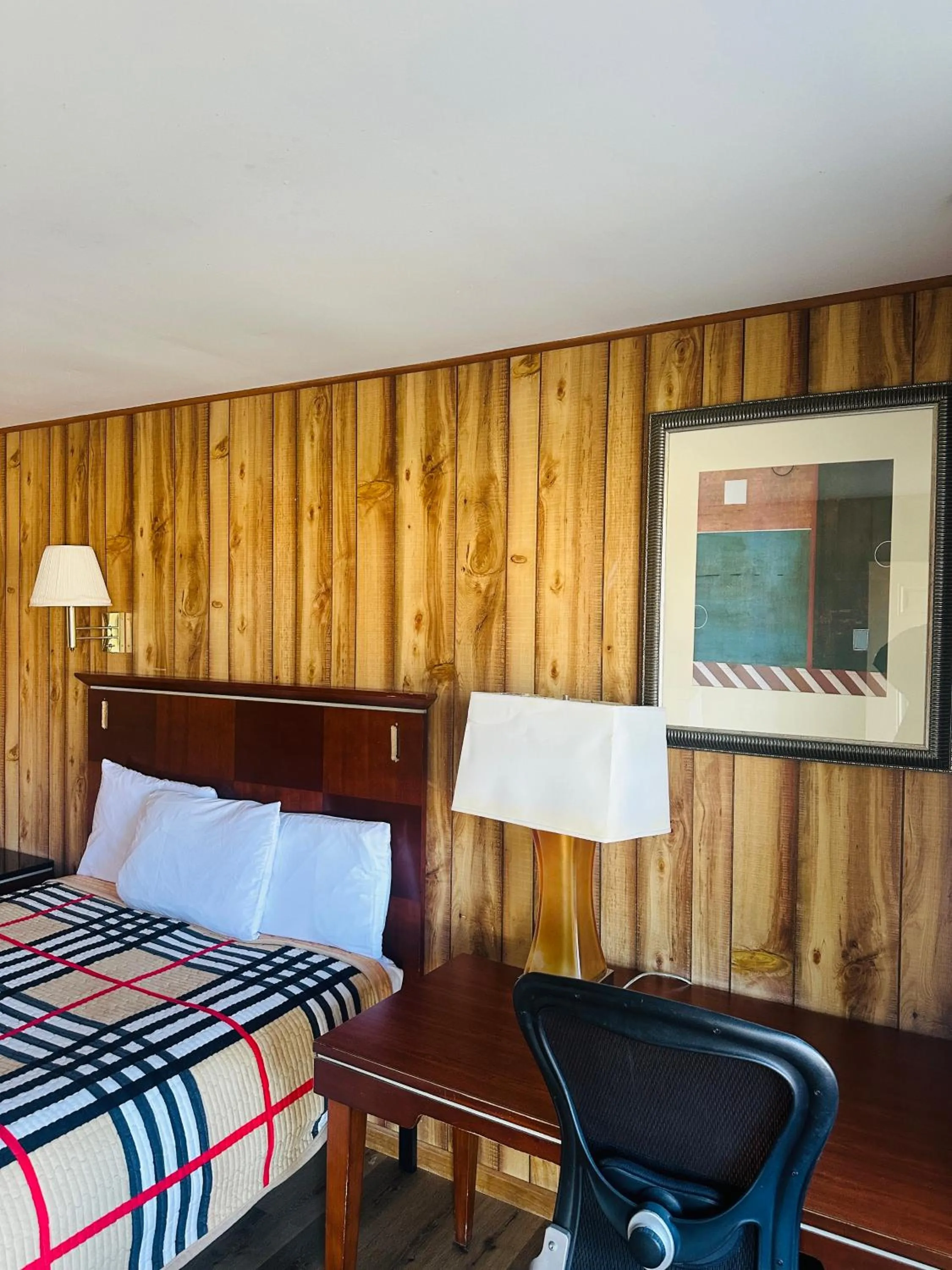 Bed in Country Inn - Licking